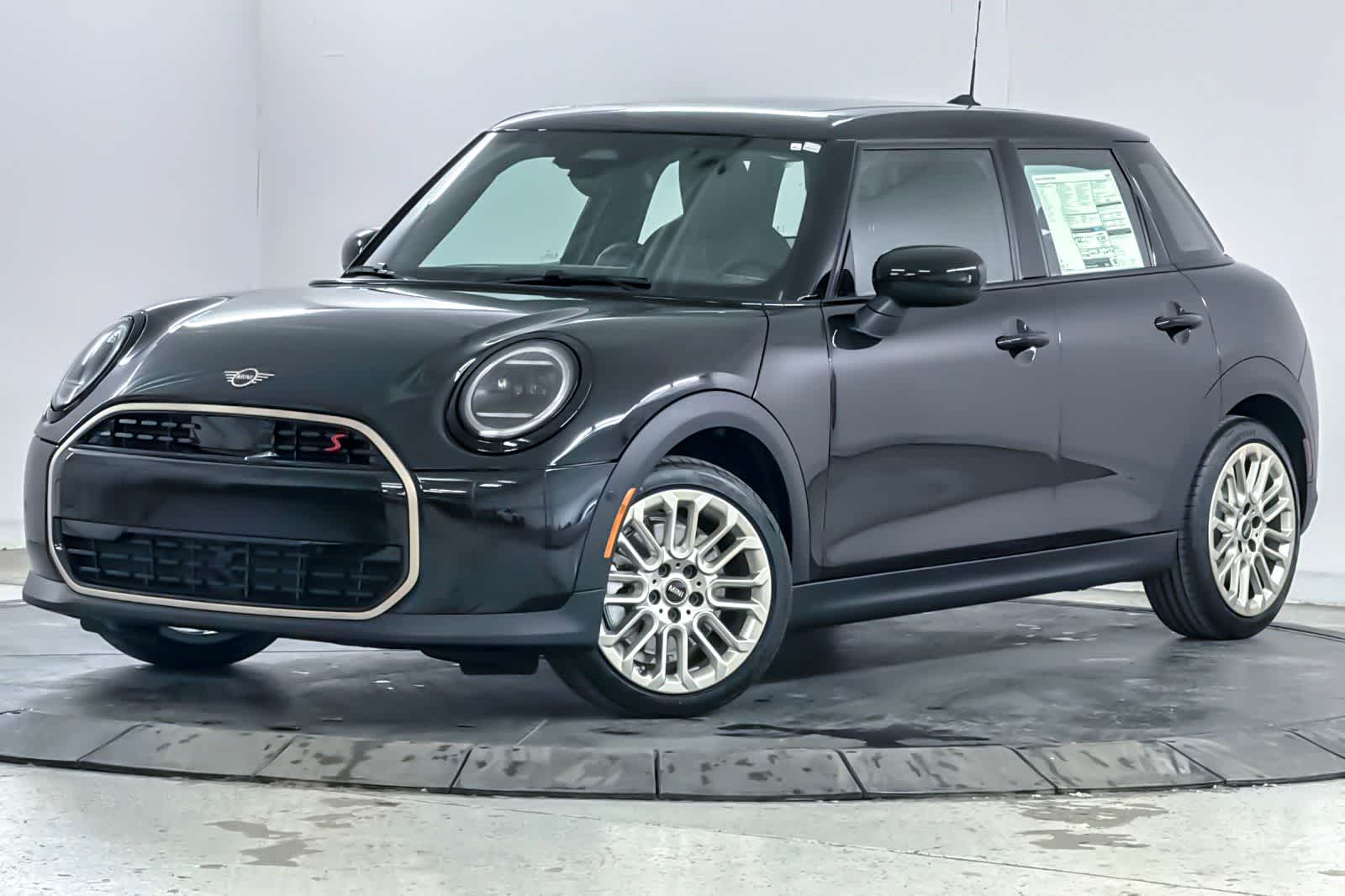 Thumbnail: 2026 MINI Cooper Hardtop - 1