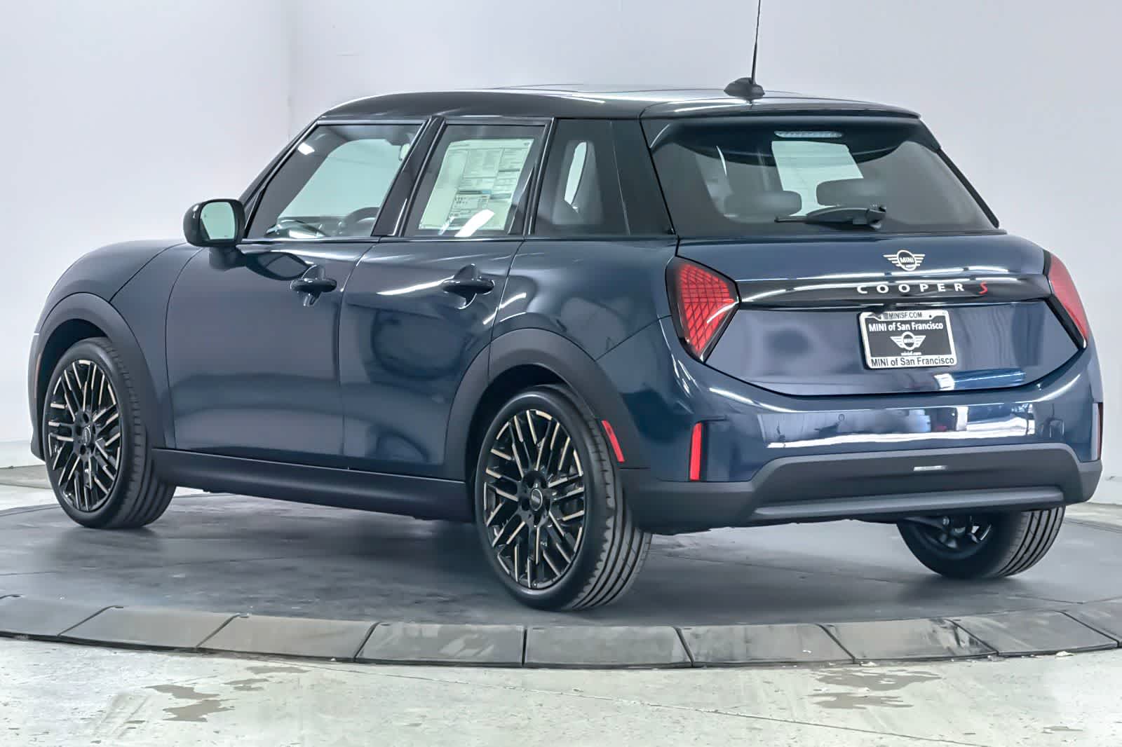 Thumbnail: 2026 MINI Cooper Hardtop - 6