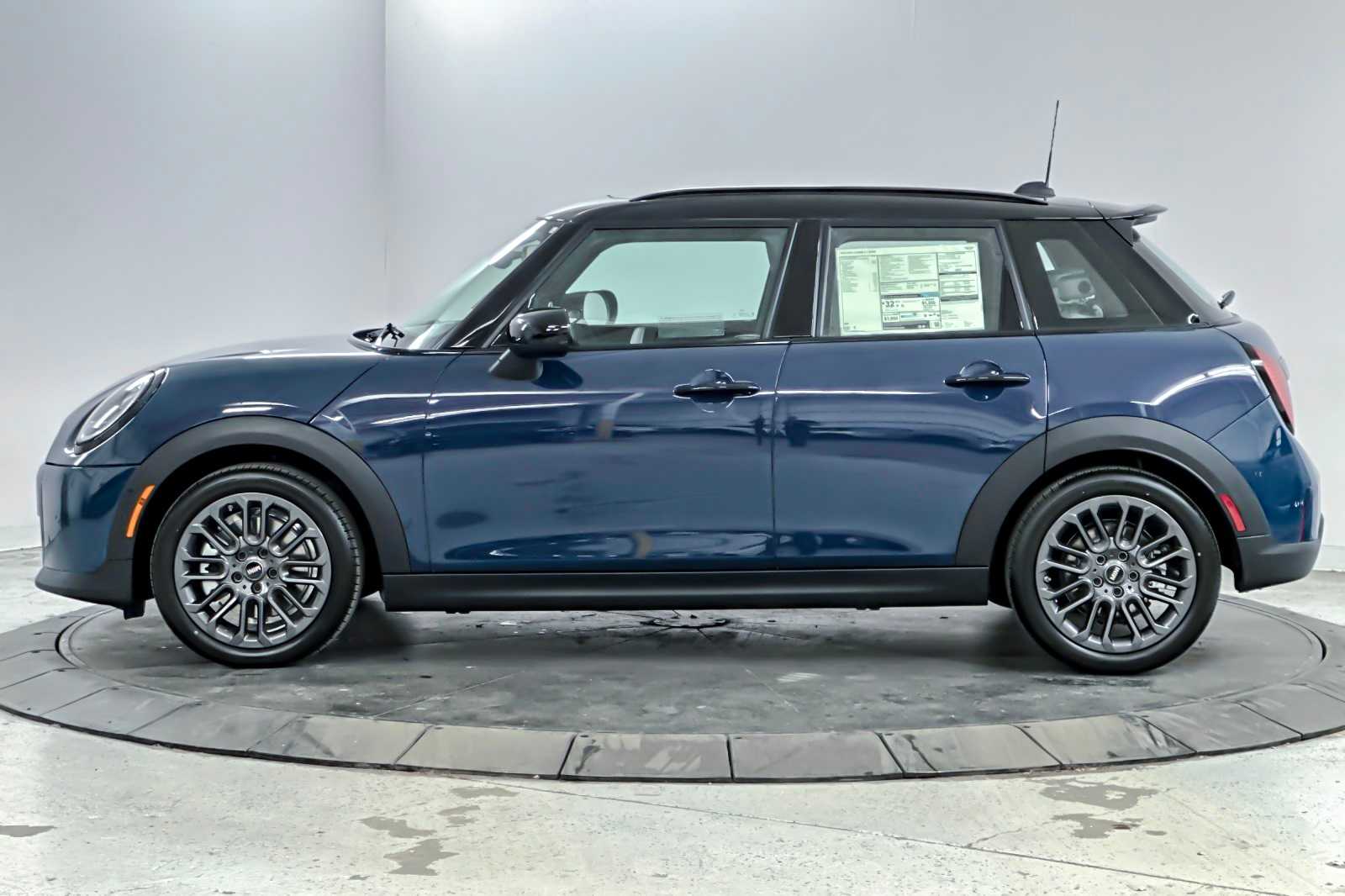 Thumbnail: 2026 MINI Cooper Hardtop - 5