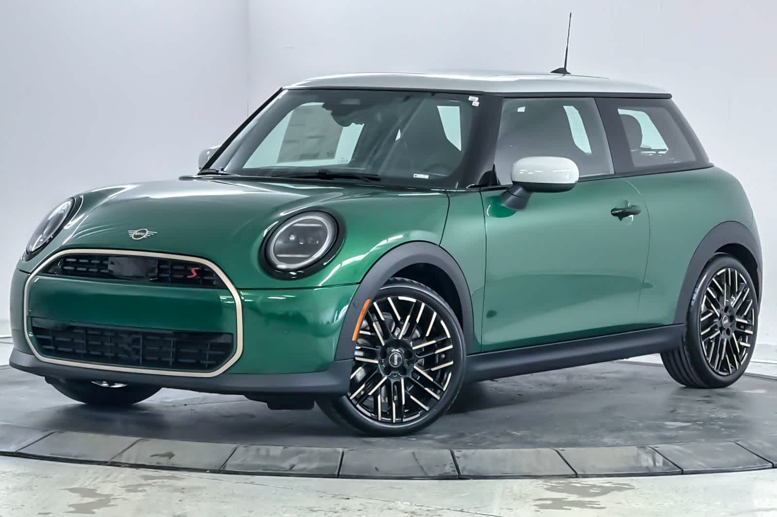 Thumbnail: 2026 MINI Cooper Hardtop - 1