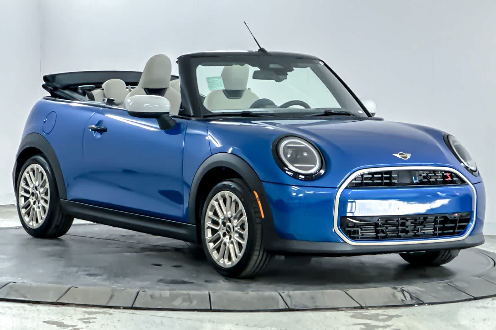 Thumbnail: 2026 MINI Cooper Convertible - 9