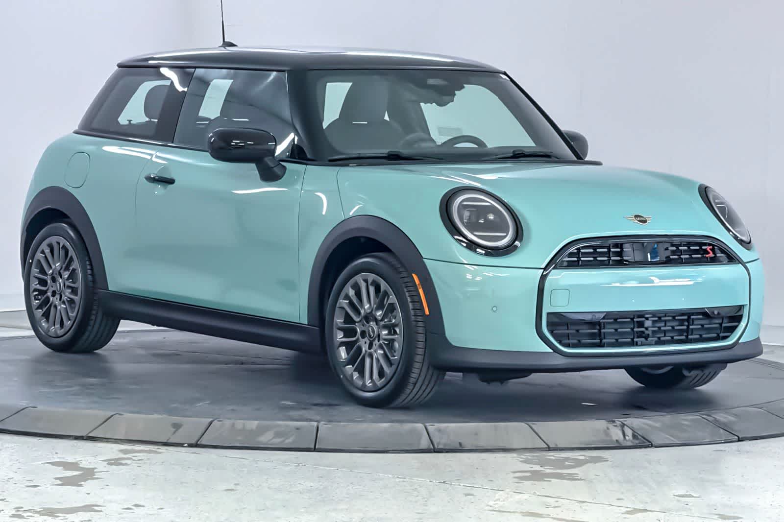 Thumbnail: 2026 MINI Cooper Hardtop - 9