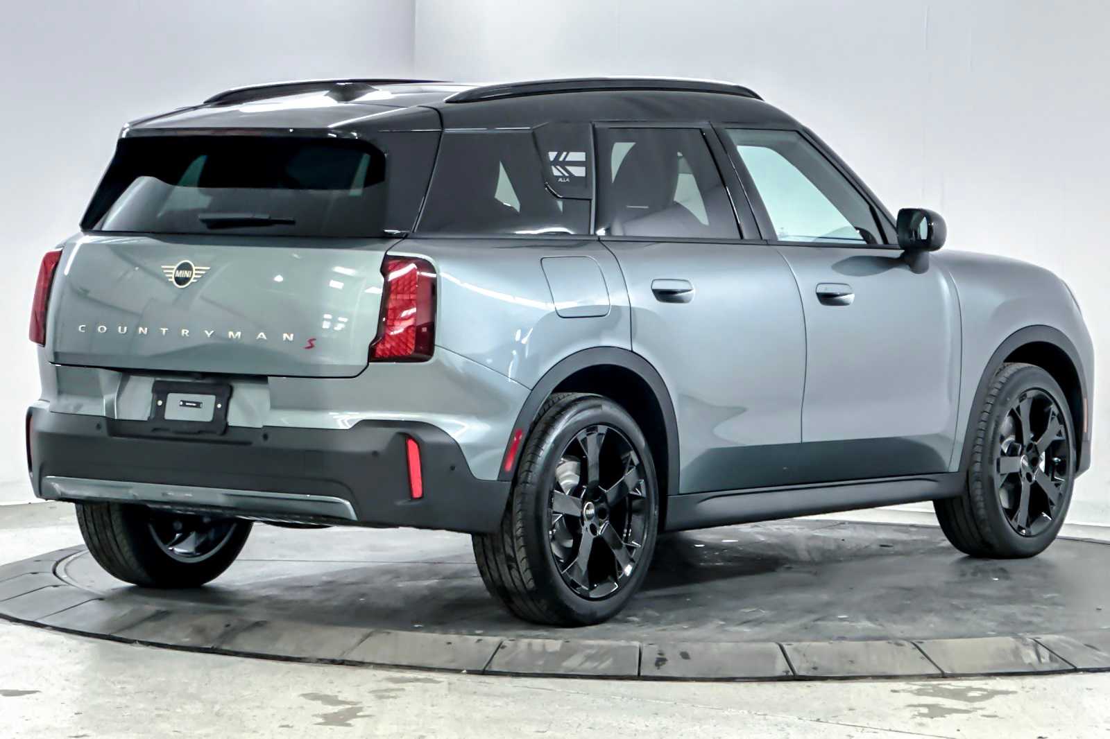 Thumbnail: 2026 MINI Cooper Countryman - 2