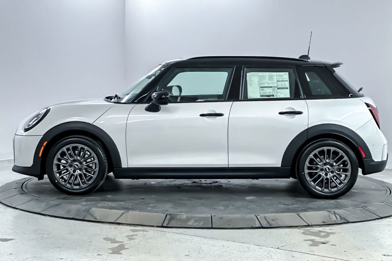 Thumbnail: 2026 MINI Cooper Hardtop - 5