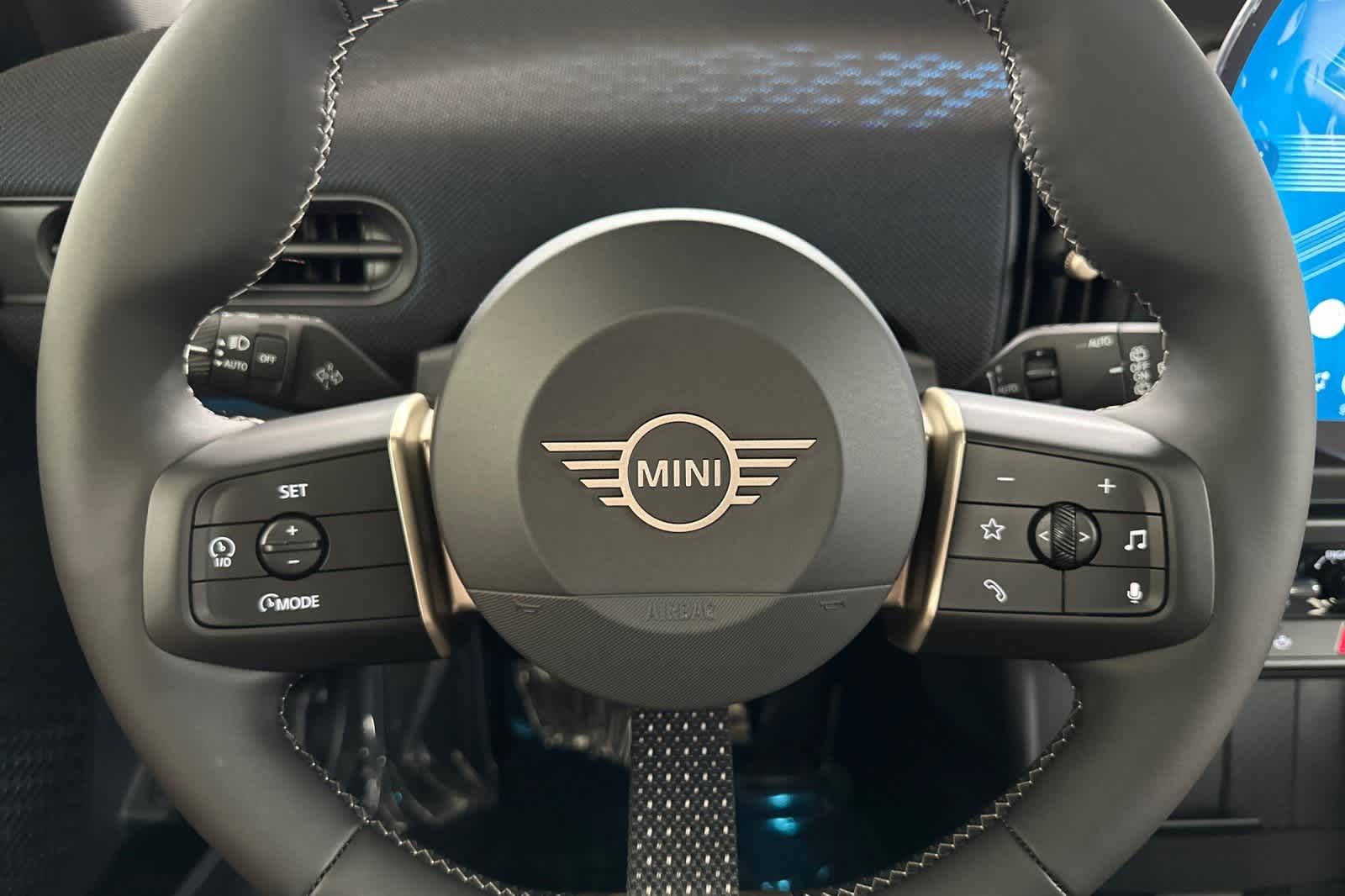 Thumbnail: 2026 MINI Cooper Hardtop - 24