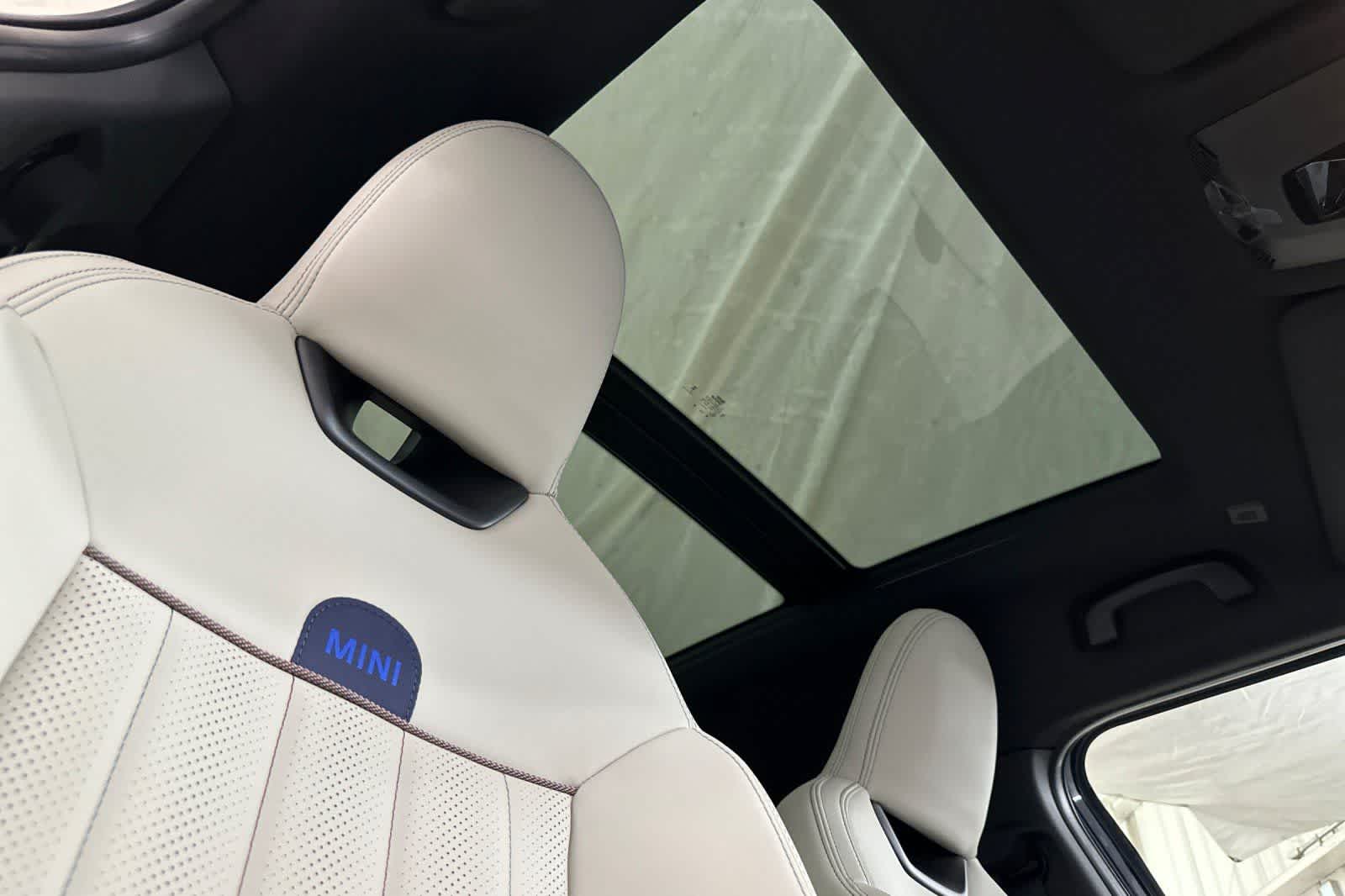 Thumbnail: 2026 MINI Cooper Countryman - 17