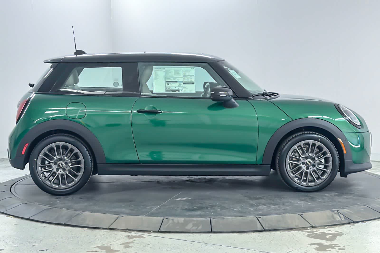 Thumbnail: 2026 MINI Cooper Hardtop - 8
