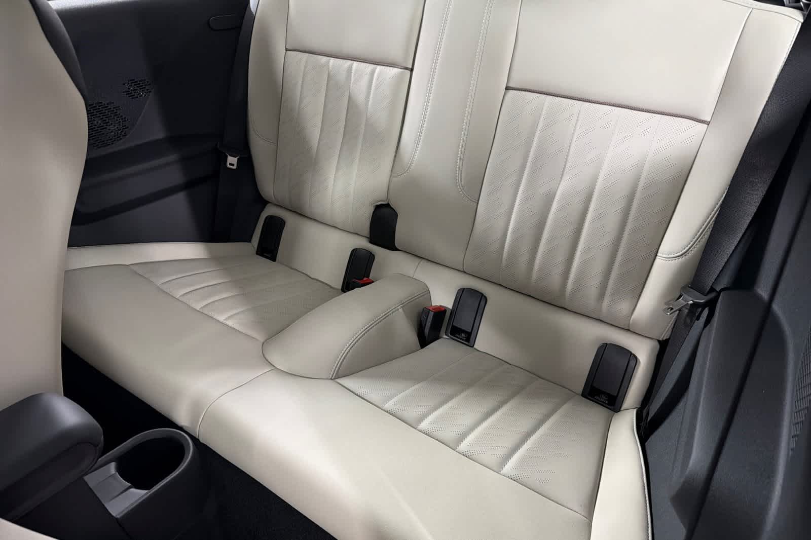 Thumbnail: 2026 MINI Cooper Hardtop - 4