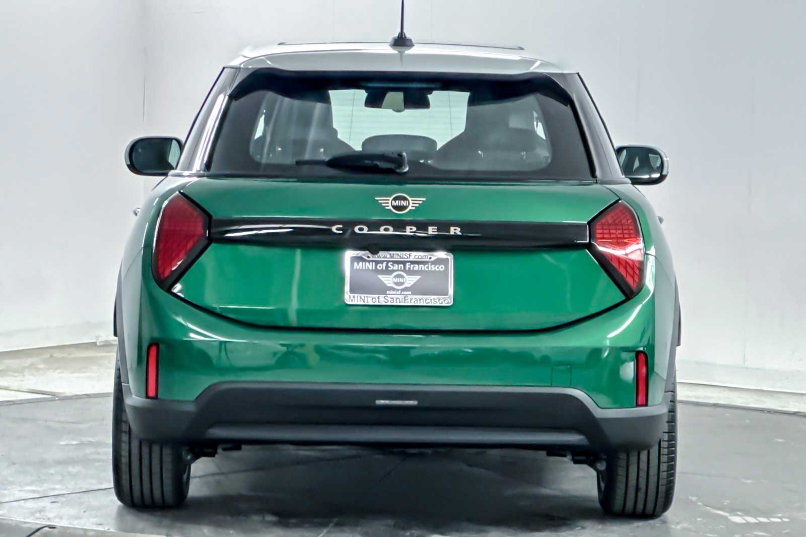 Thumbnail: 2026 MINI Cooper Hardtop - 7