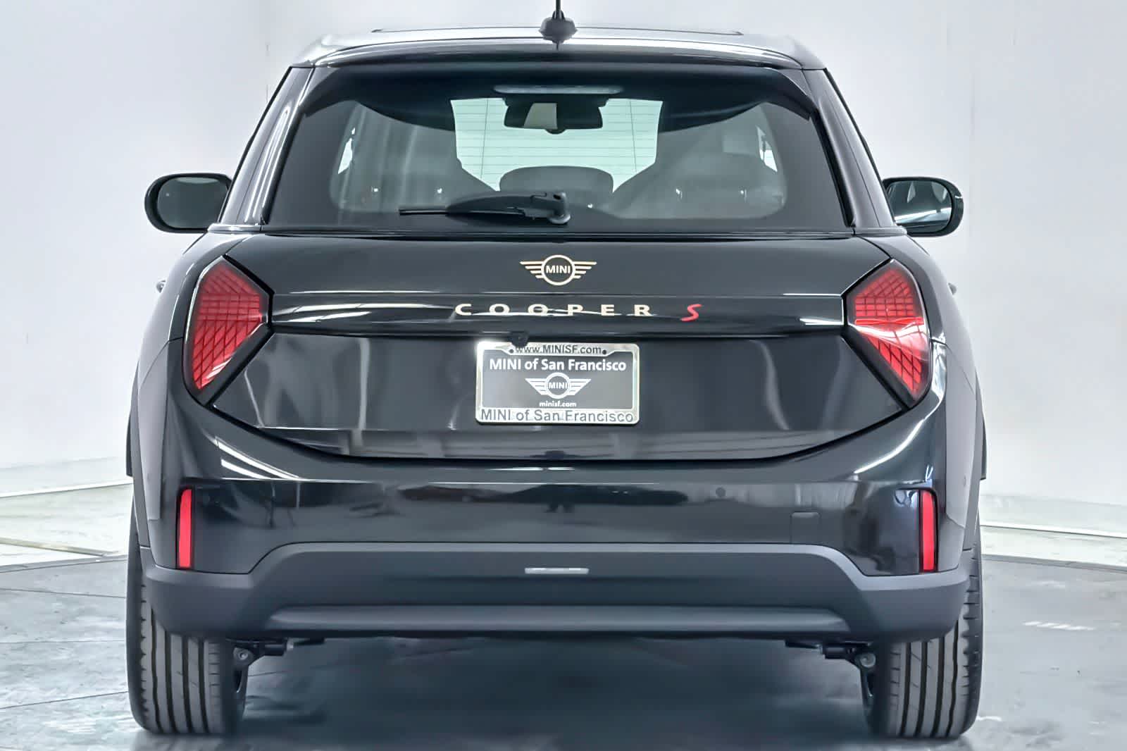 Thumbnail: 2026 MINI Cooper Hardtop - 7