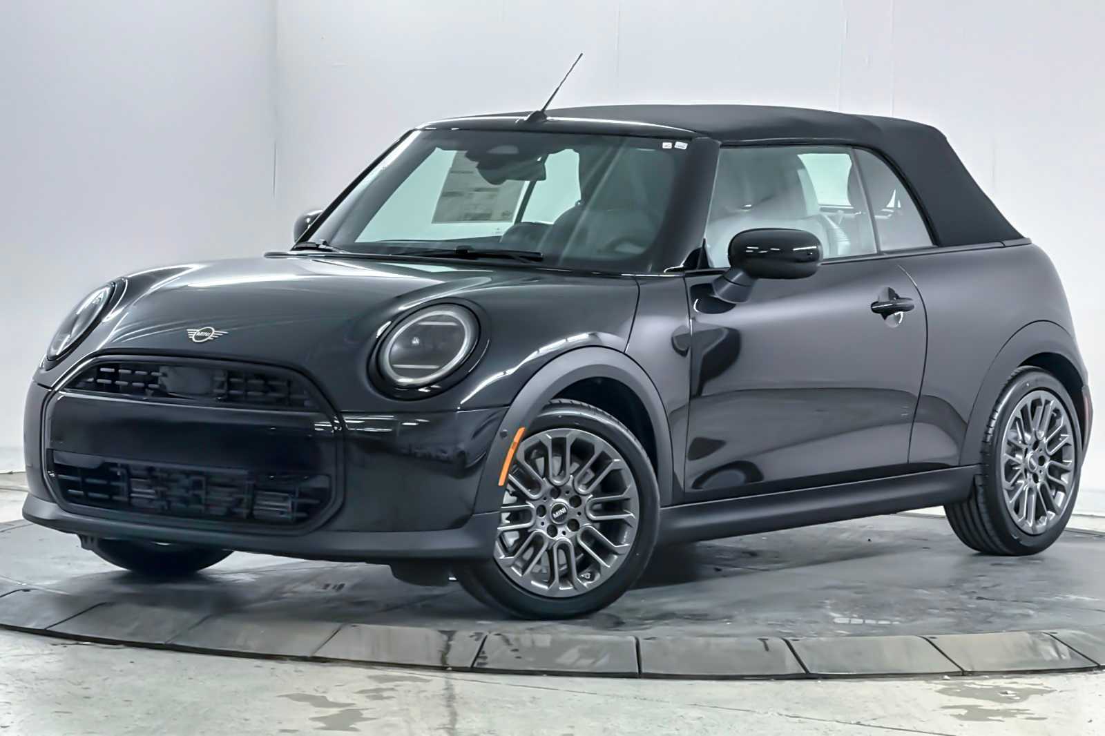 Thumbnail: 2026 MINI Cooper Convertible - 10
