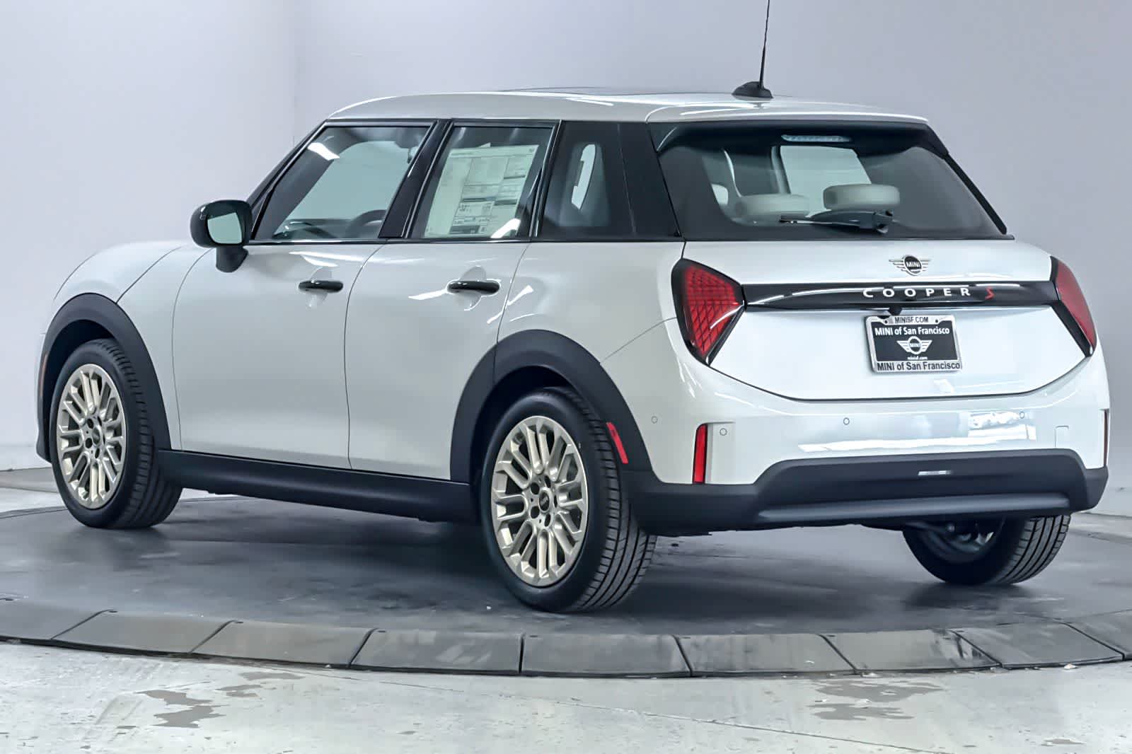 Thumbnail: 2026 MINI Cooper Hardtop - 6