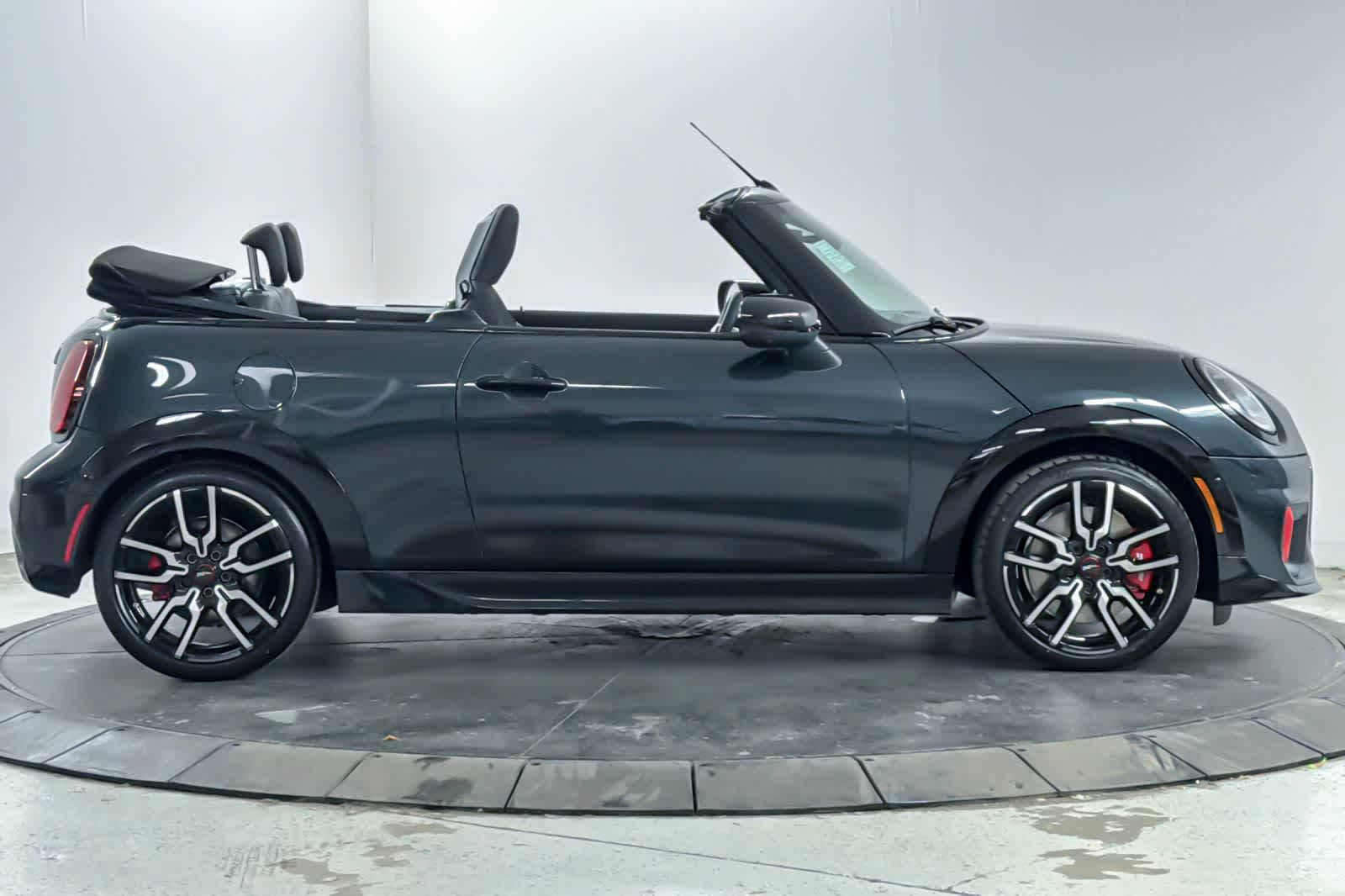 Thumbnail: 2026 MINI Cooper Convertible - 8