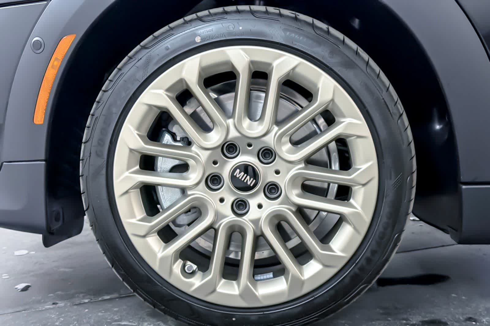 Thumbnail: 2026 MINI Cooper Hardtop - 25