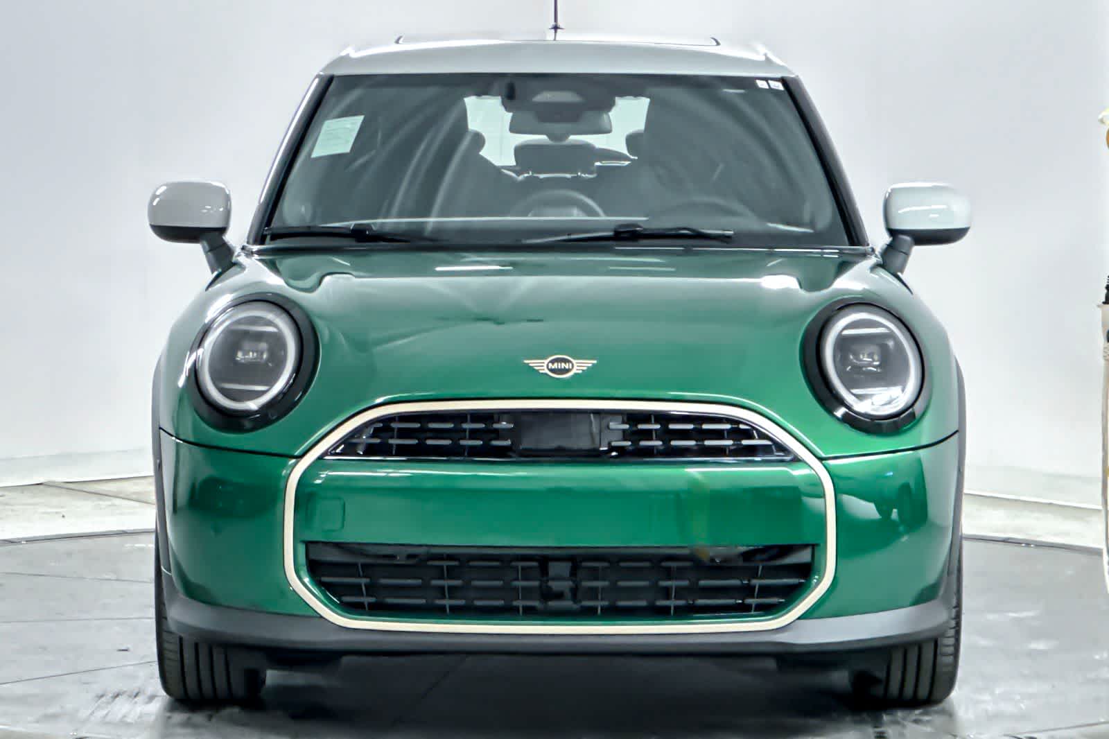 Thumbnail: 2026 MINI Cooper Hardtop - 10