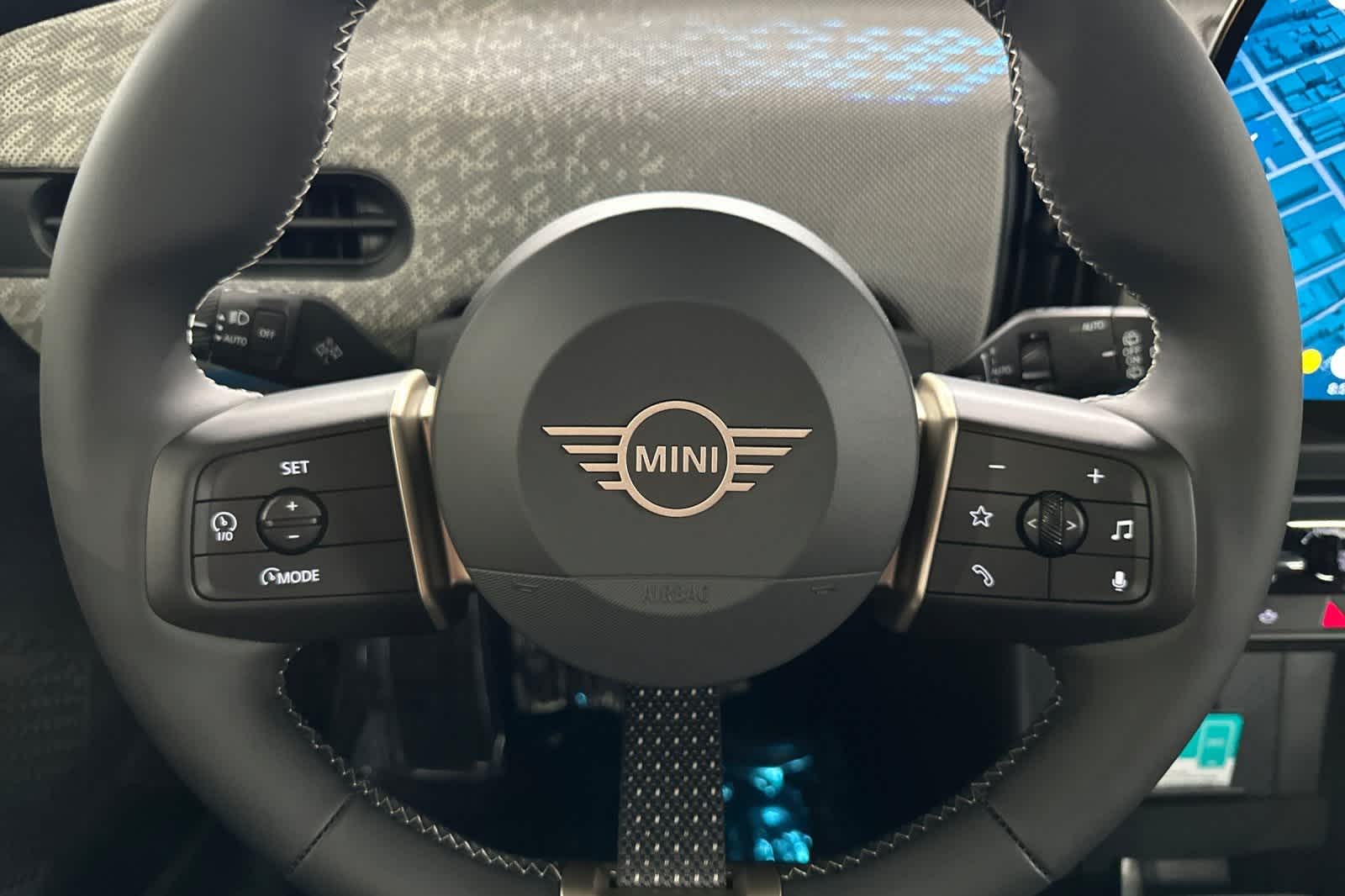 Thumbnail: 2026 MINI Cooper Hardtop - 24