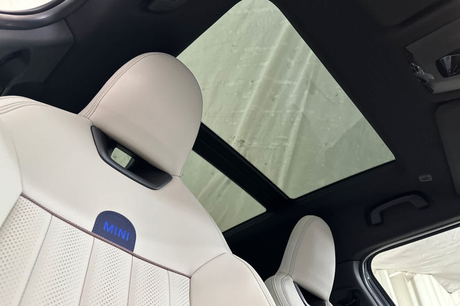 Thumbnail: 2026 MINI Cooper Countryman - 17