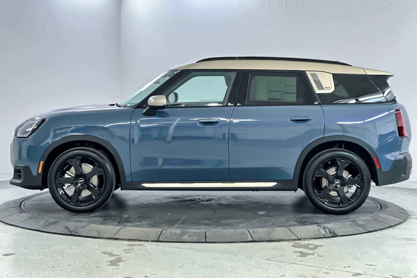 Thumbnail: 2026 MINI Cooper Countryman - 5
