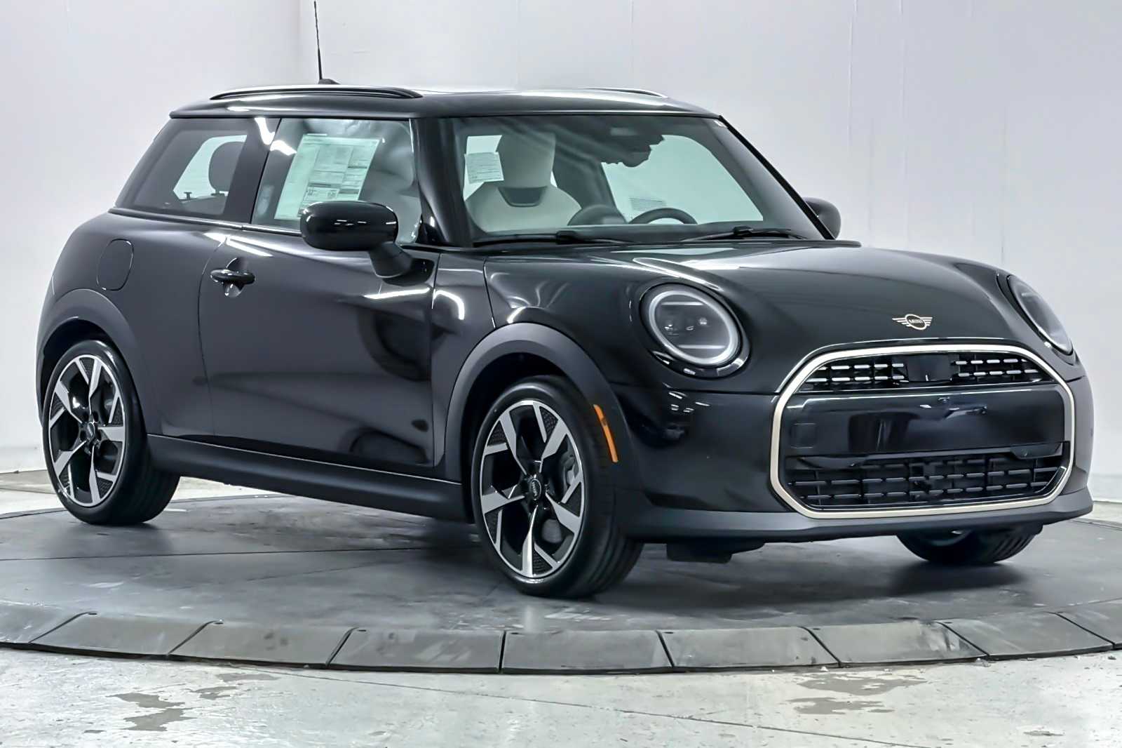 Thumbnail: 2026 MINI Cooper Hardtop - 9