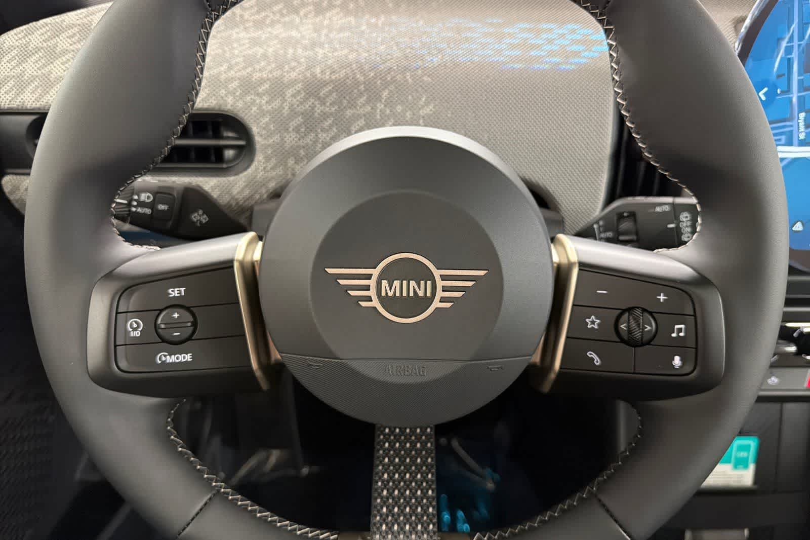 Thumbnail: 2026 MINI Cooper Hardtop - 24
