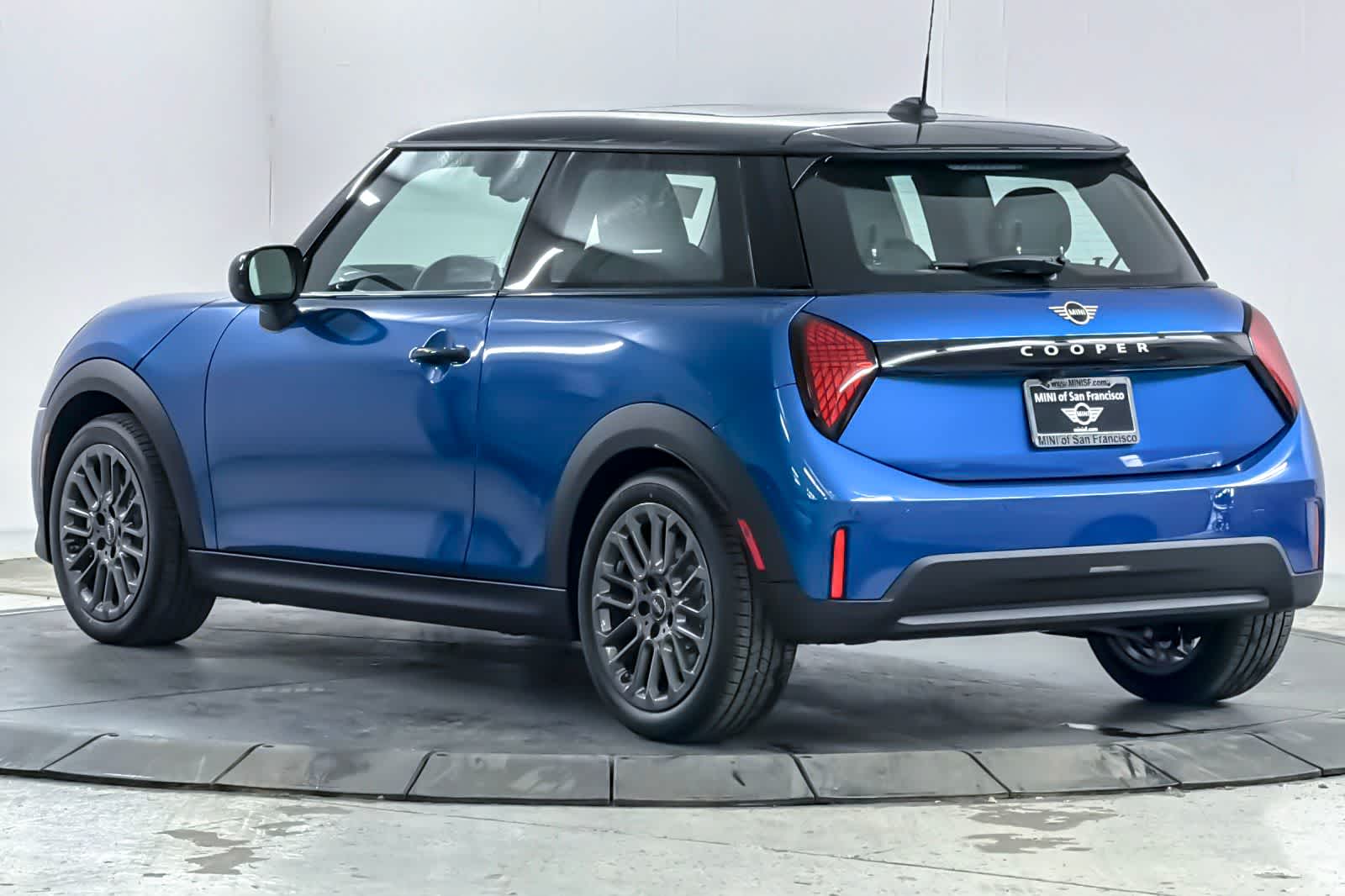 Thumbnail: 2026 MINI Cooper Hardtop - 6