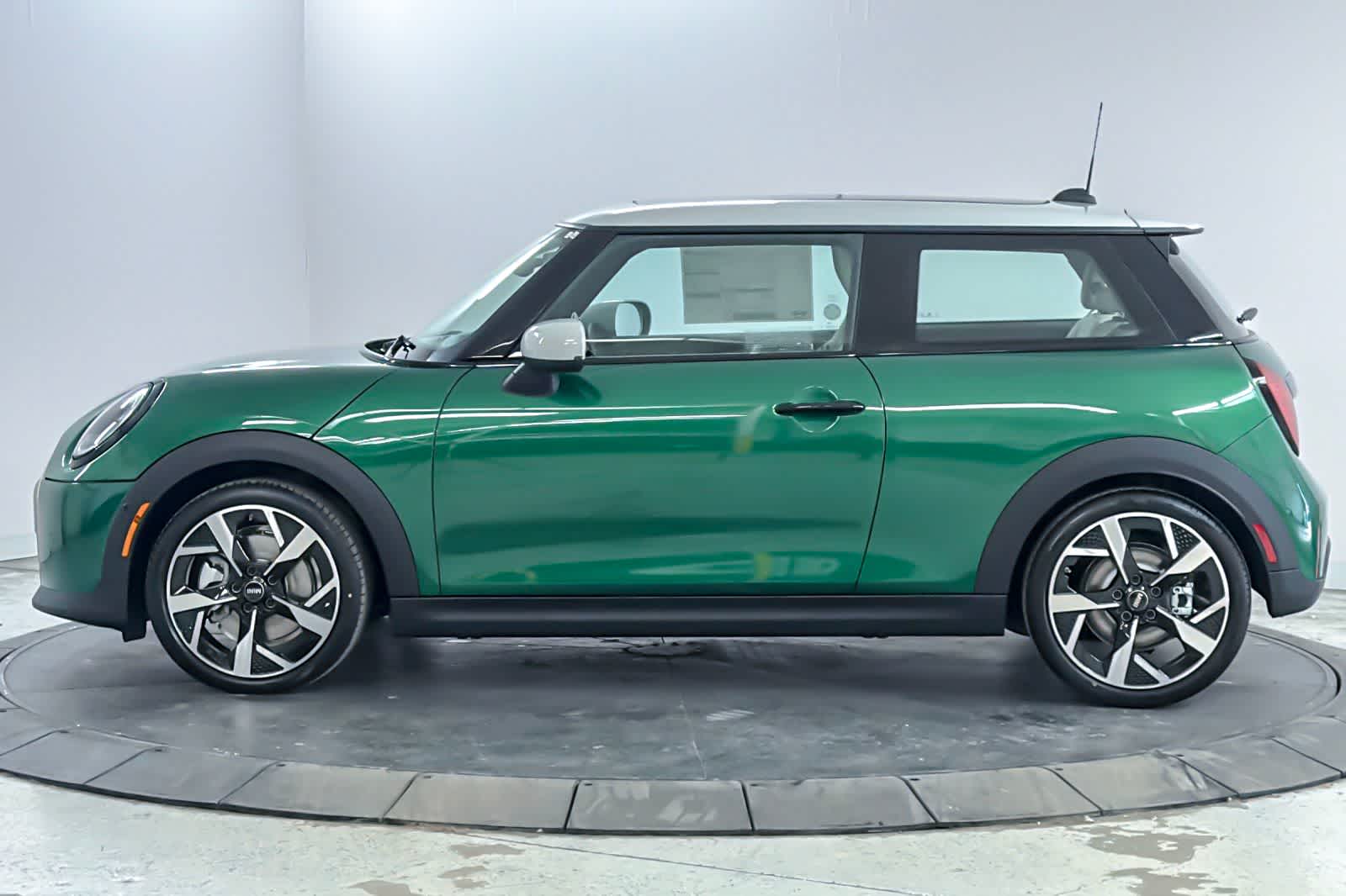 Thumbnail: 2026 MINI Cooper Hardtop - 5