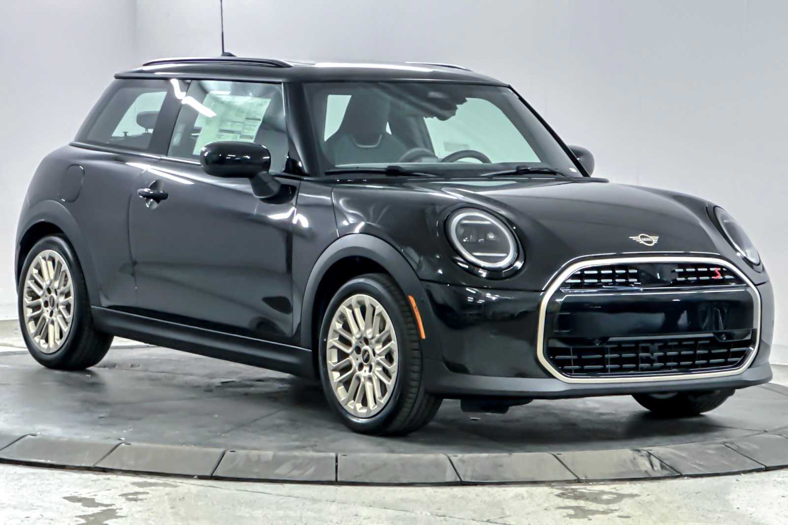 Thumbnail: 2026 MINI Cooper Hardtop - 9
