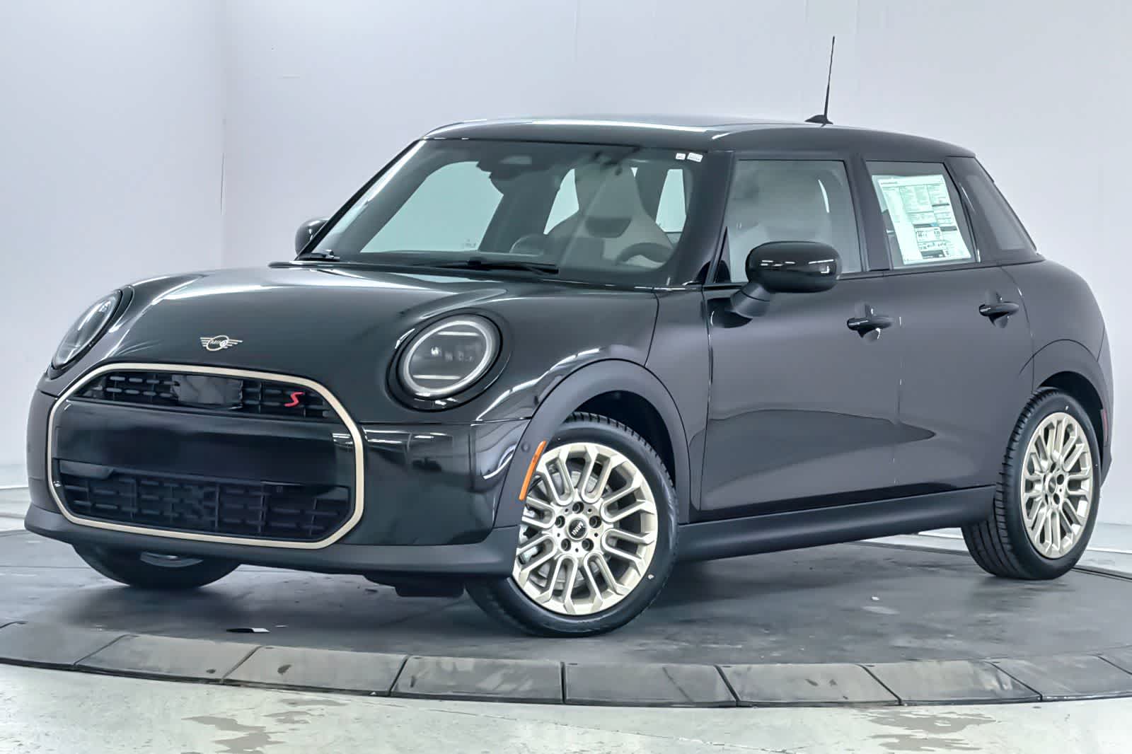 Thumbnail: 2026 MINI Cooper Hardtop - 1