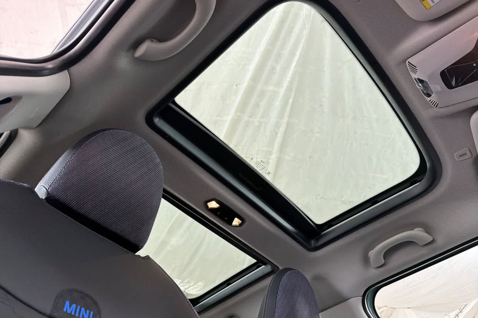 Thumbnail: 2026 MINI Cooper Hardtop - 17