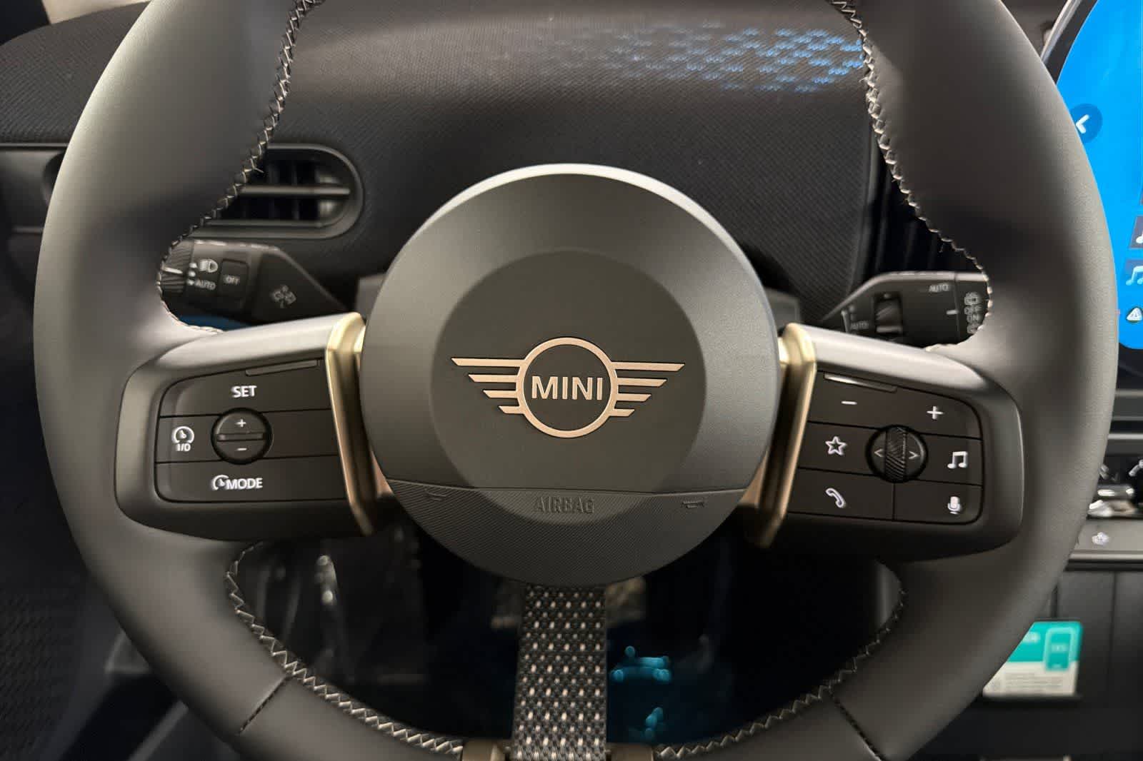 Thumbnail: 2026 MINI Cooper Hardtop - 23