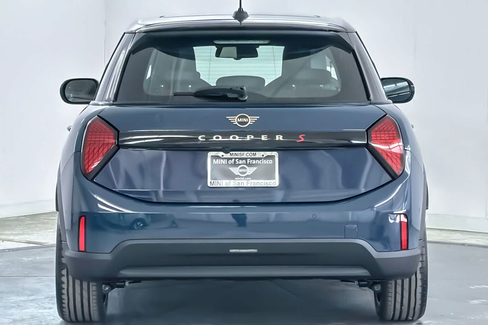 Thumbnail: 2026 MINI Cooper Hardtop - 7