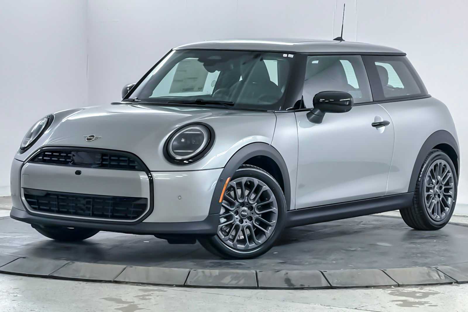 Thumbnail: 2026 MINI Cooper Hardtop - 1
