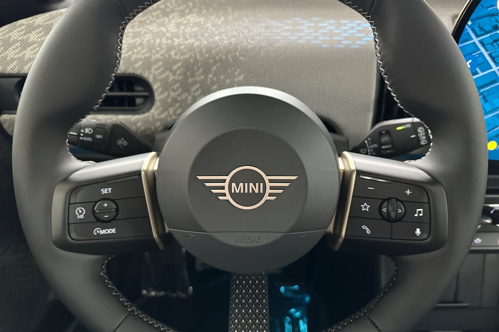 Thumbnail: 2026 MINI Cooper Hardtop - 24