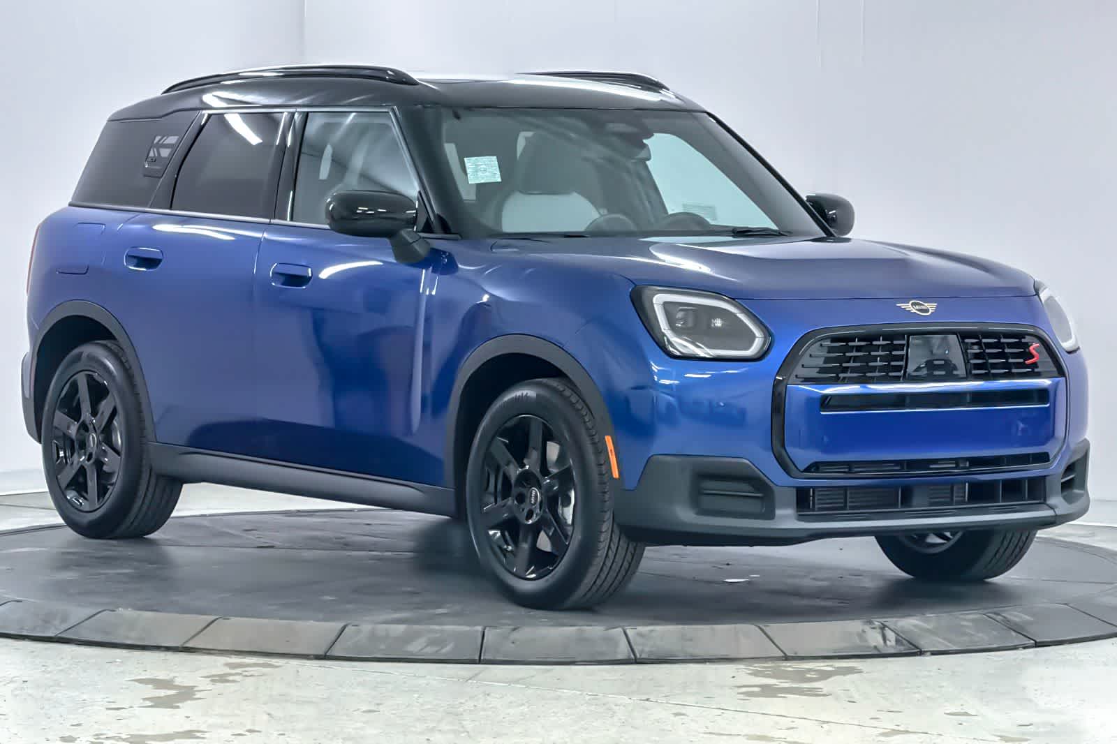 Thumbnail: 2027 MINI Cooper Countryman - 9