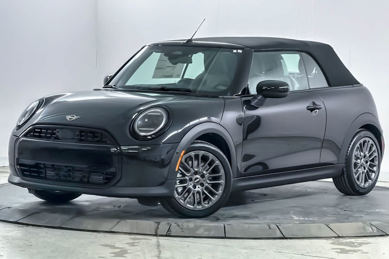 Thumbnail: 2026 MINI Cooper Convertible - 10