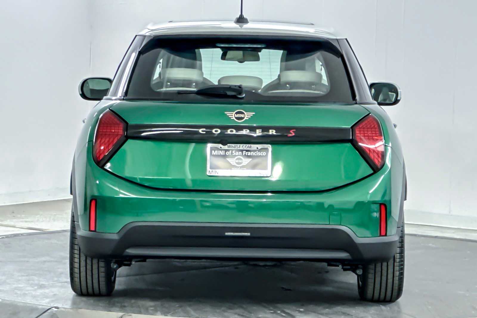 Thumbnail: 2026 MINI Cooper Hardtop - 7