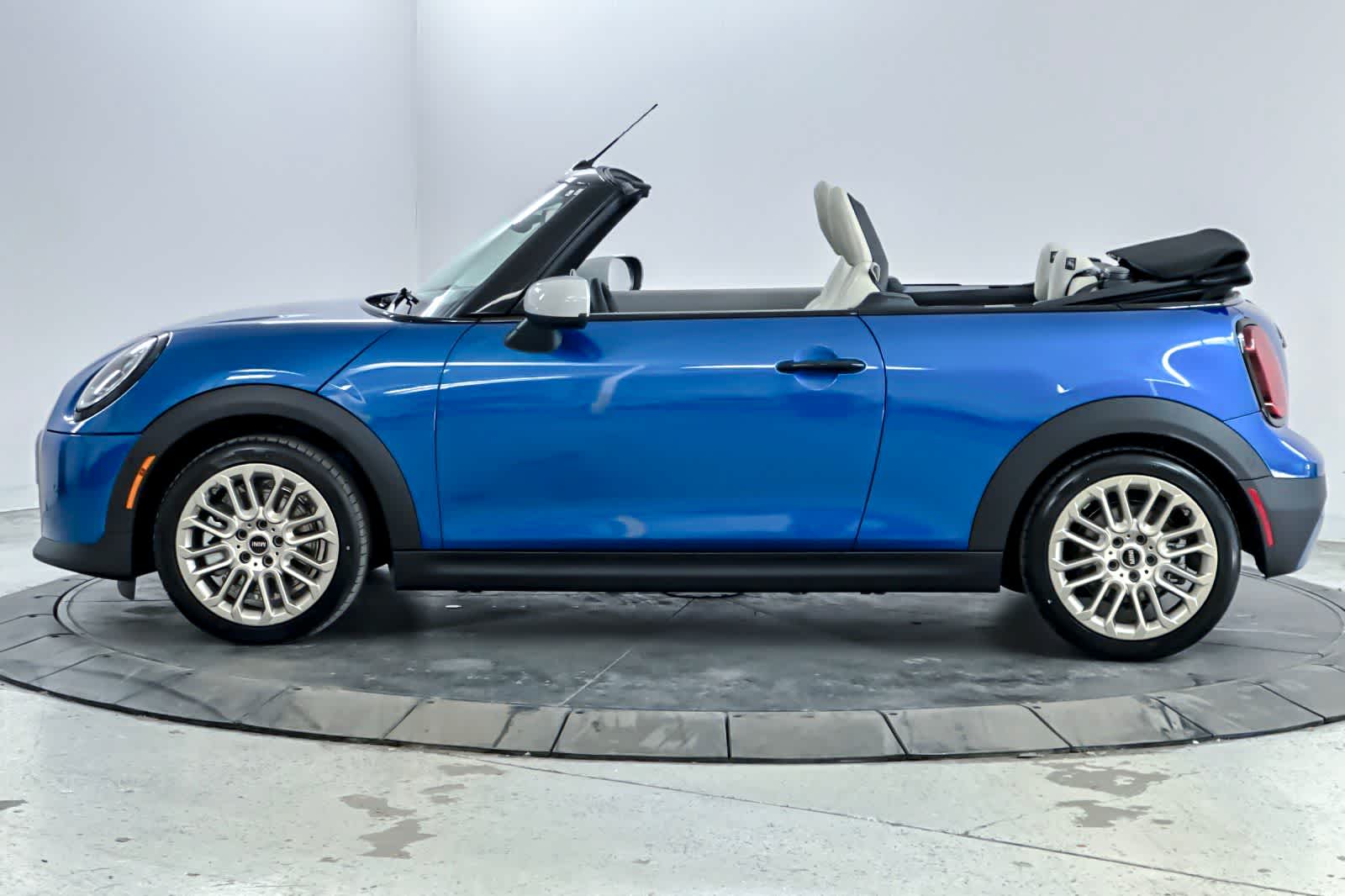 Thumbnail: 2026 MINI Cooper Convertible - 5