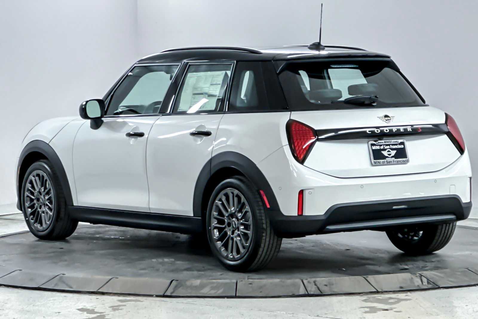 Thumbnail: 2026 MINI Cooper Hardtop - 6