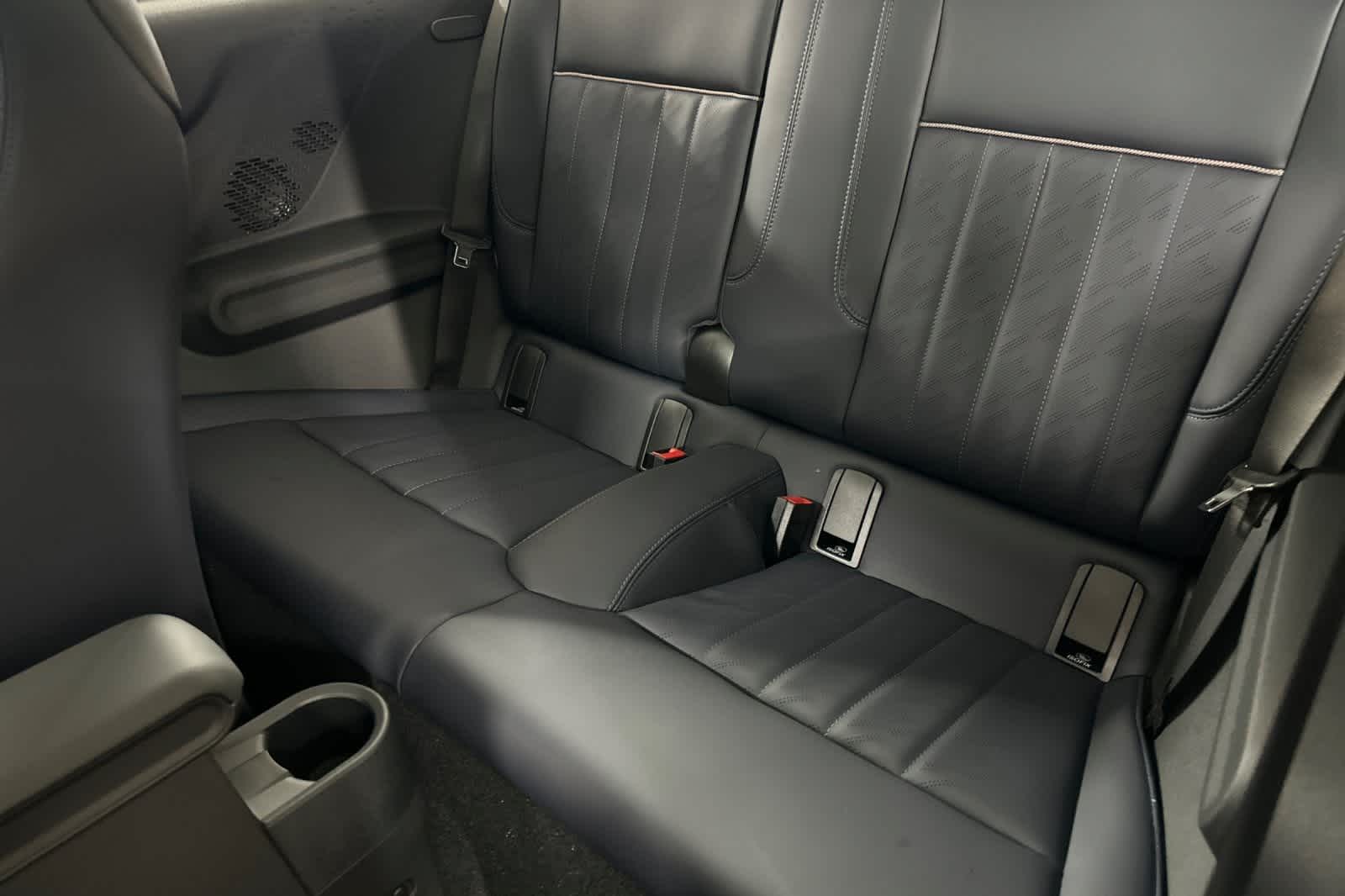 Thumbnail: 2026 MINI Cooper Hardtop - 4