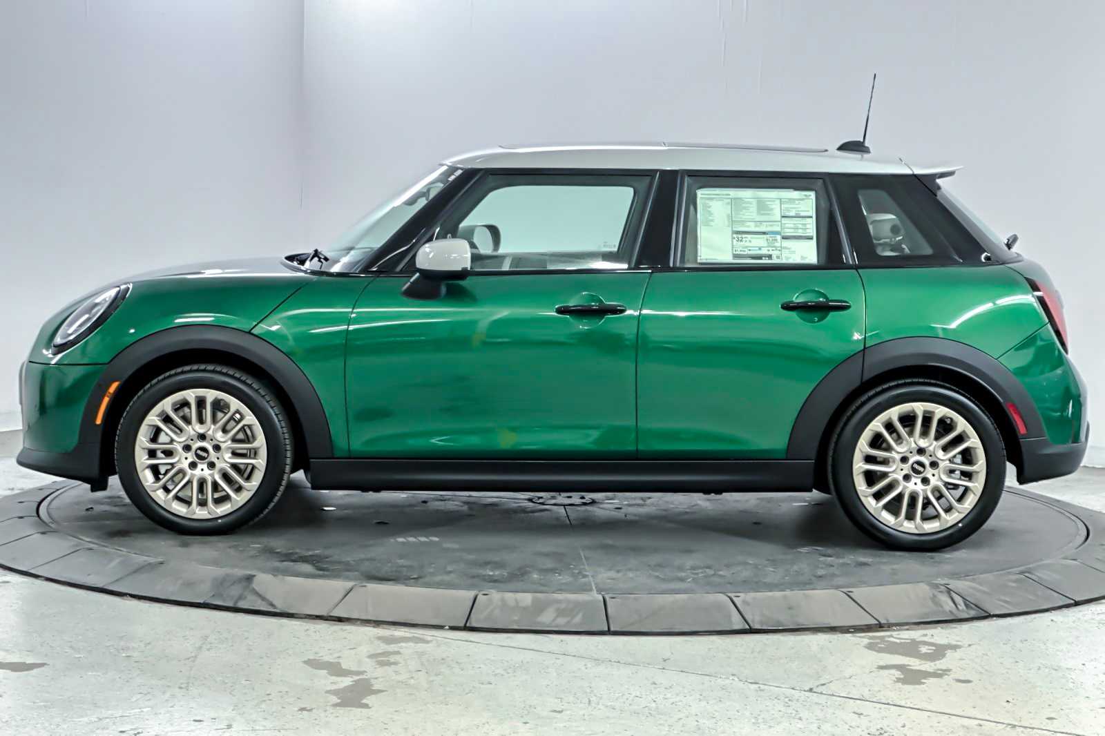 Thumbnail: 2026 MINI Cooper Hardtop - 5