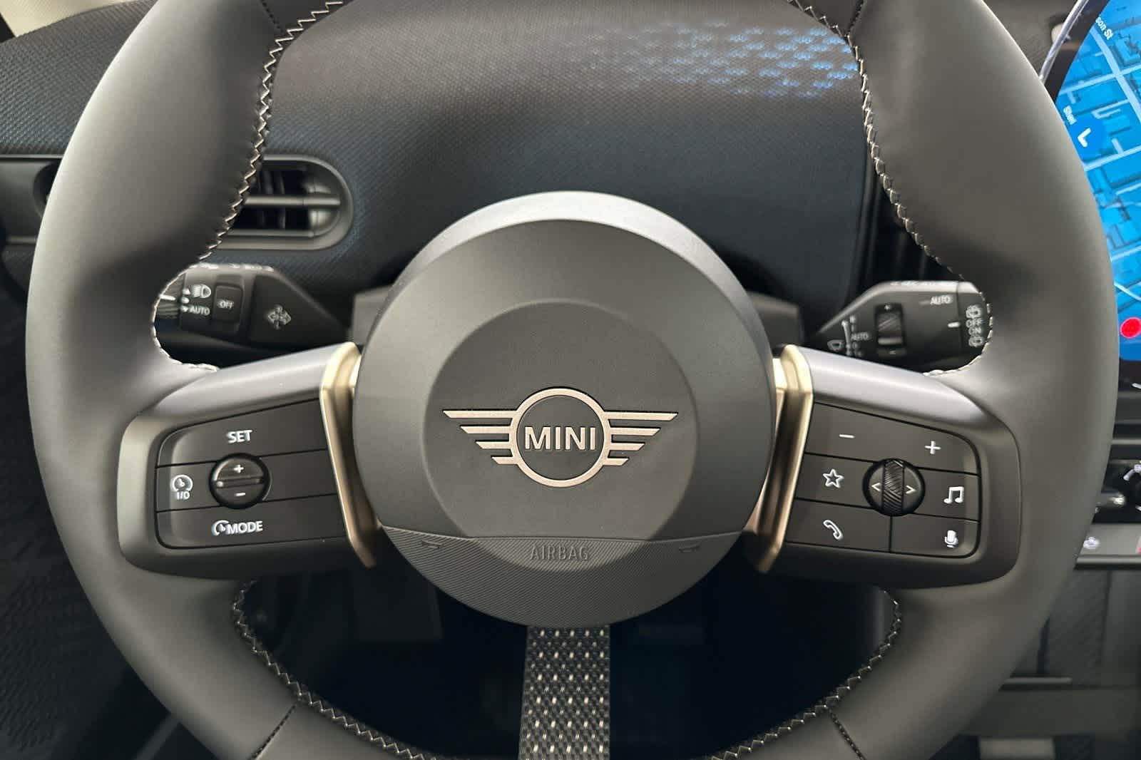 2025 MINI Cooper Hardtop 2 Door 24
