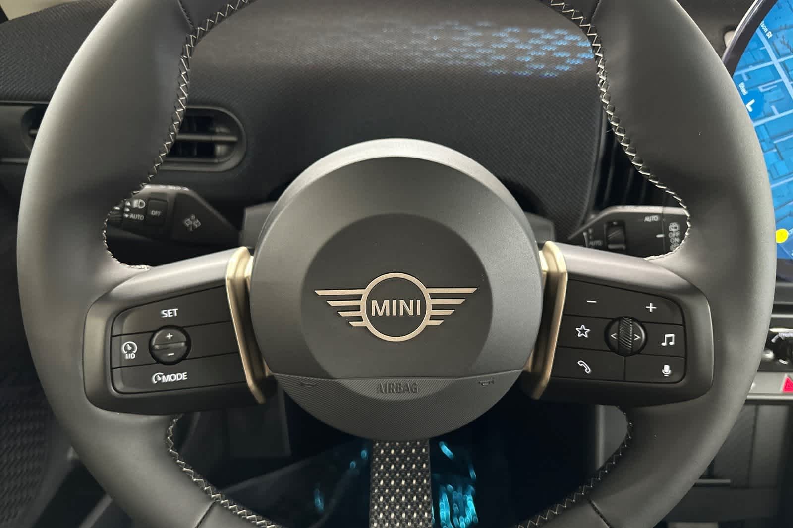 2025 MINI Cooper Hardtop 2 Door 24