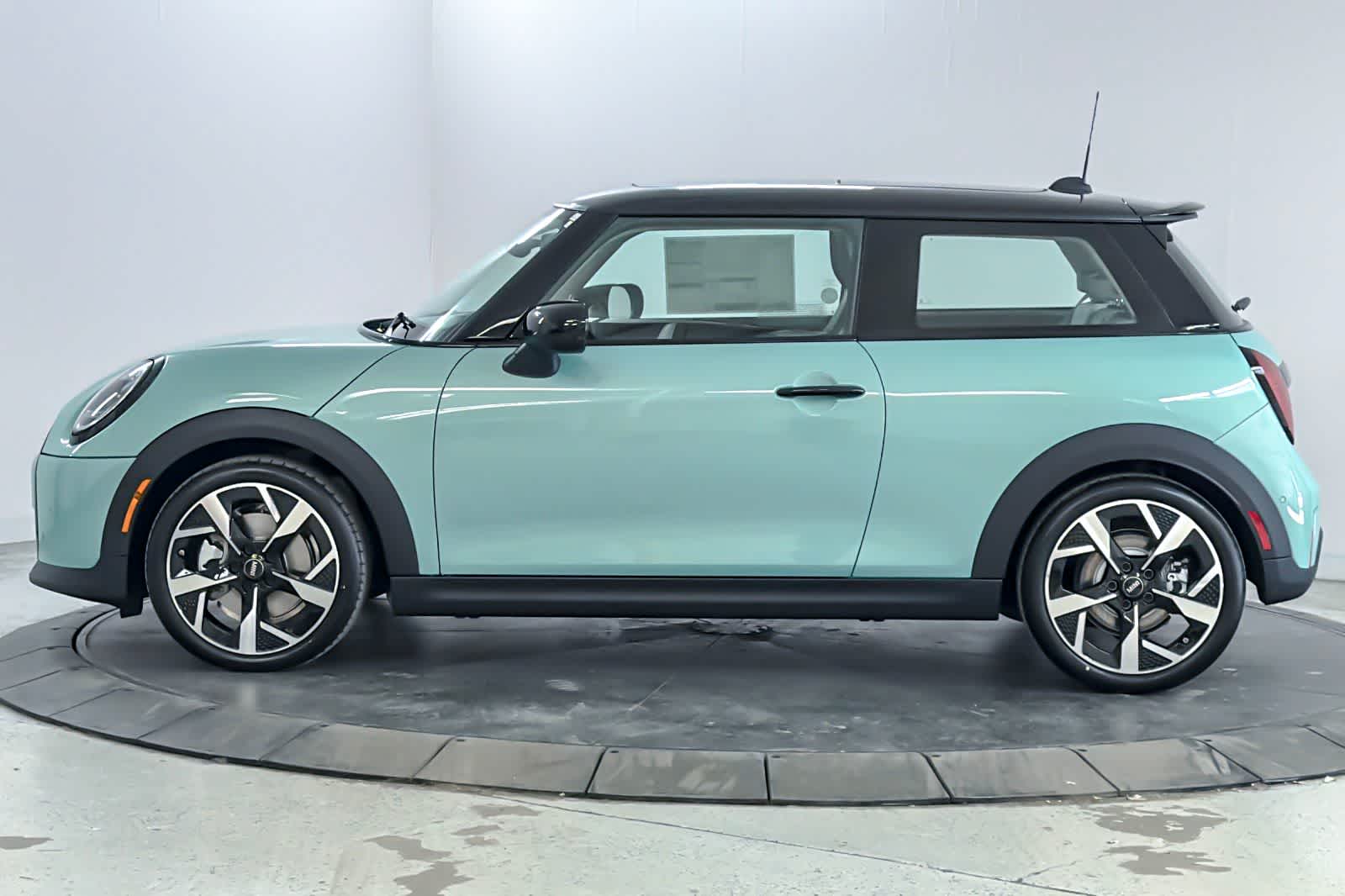 Thumbnail: 2026 MINI Cooper Hardtop - 5