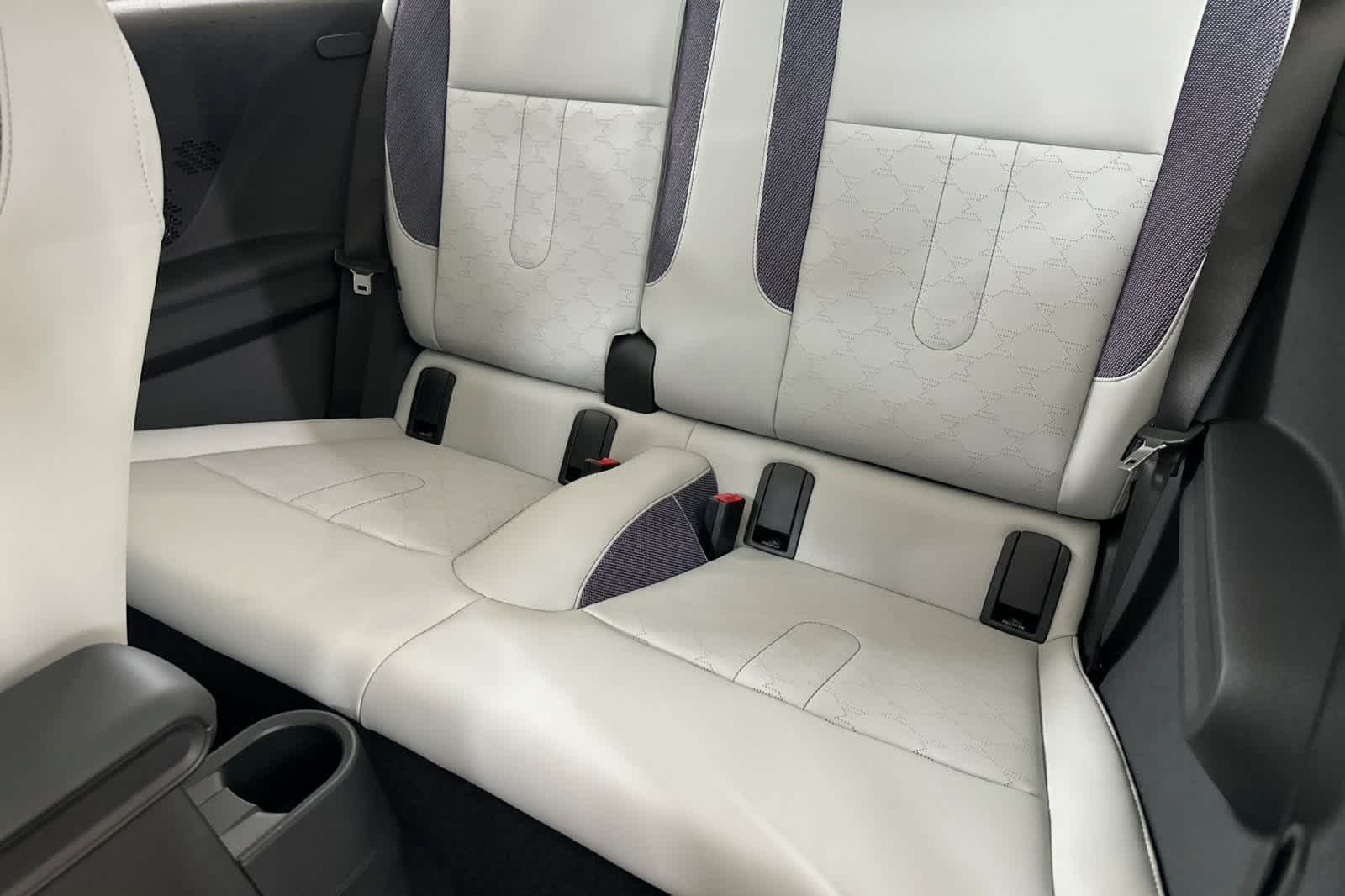2025 MINI Cooper Hardtop 2 Door 4