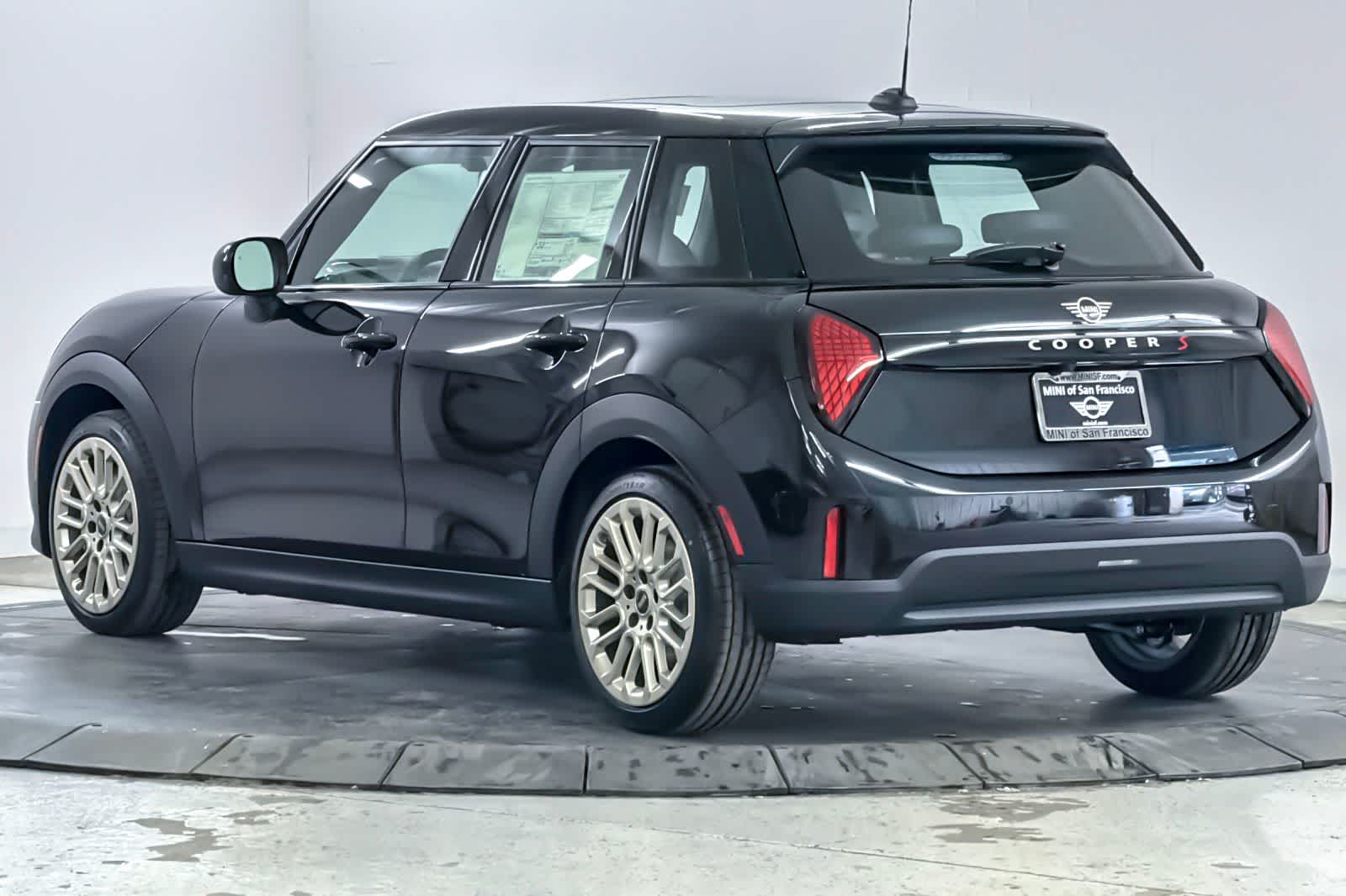 Thumbnail: 2026 MINI Cooper Hardtop - 6