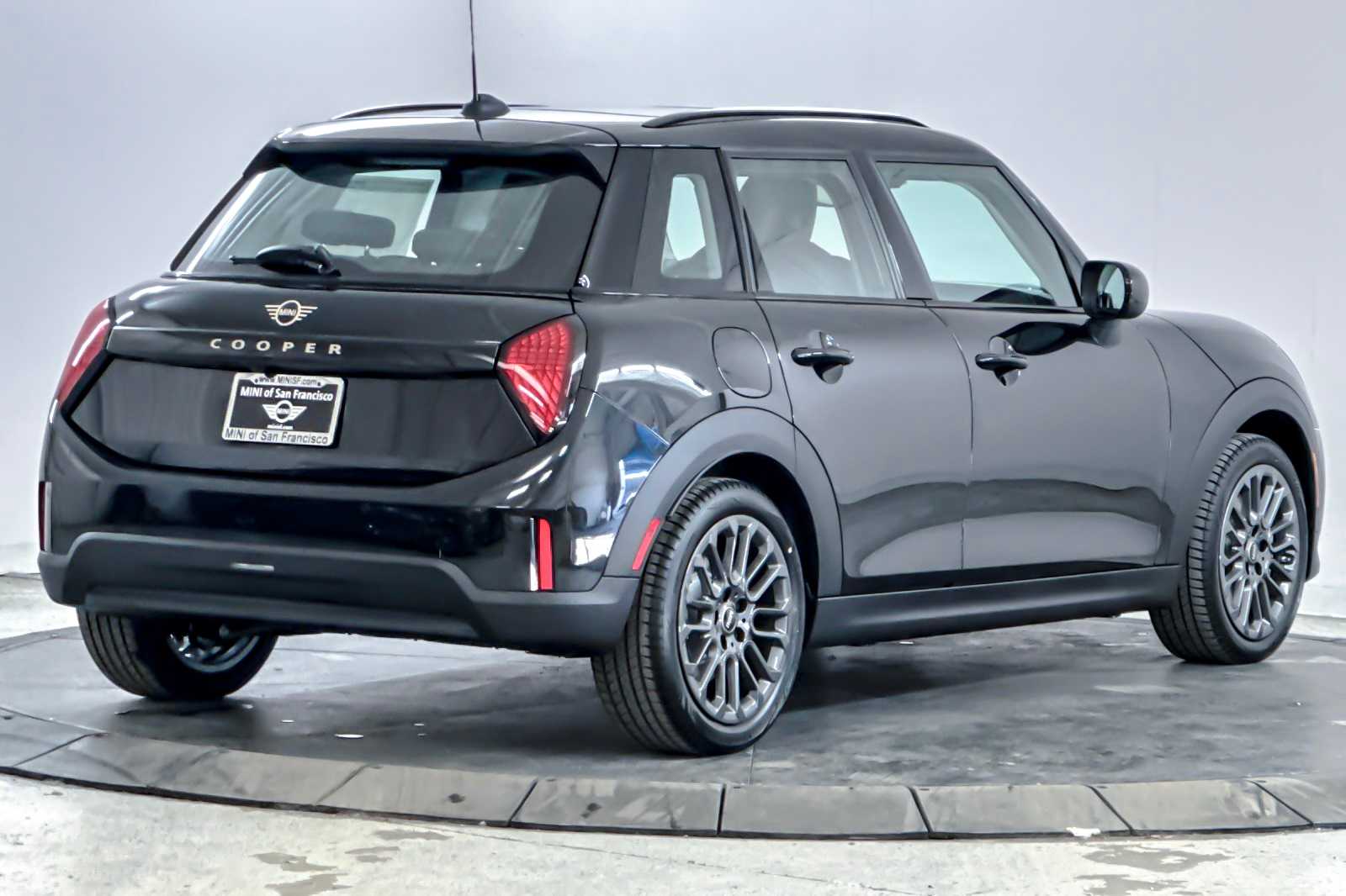 Thumbnail: 2026 MINI Cooper Hardtop - 2