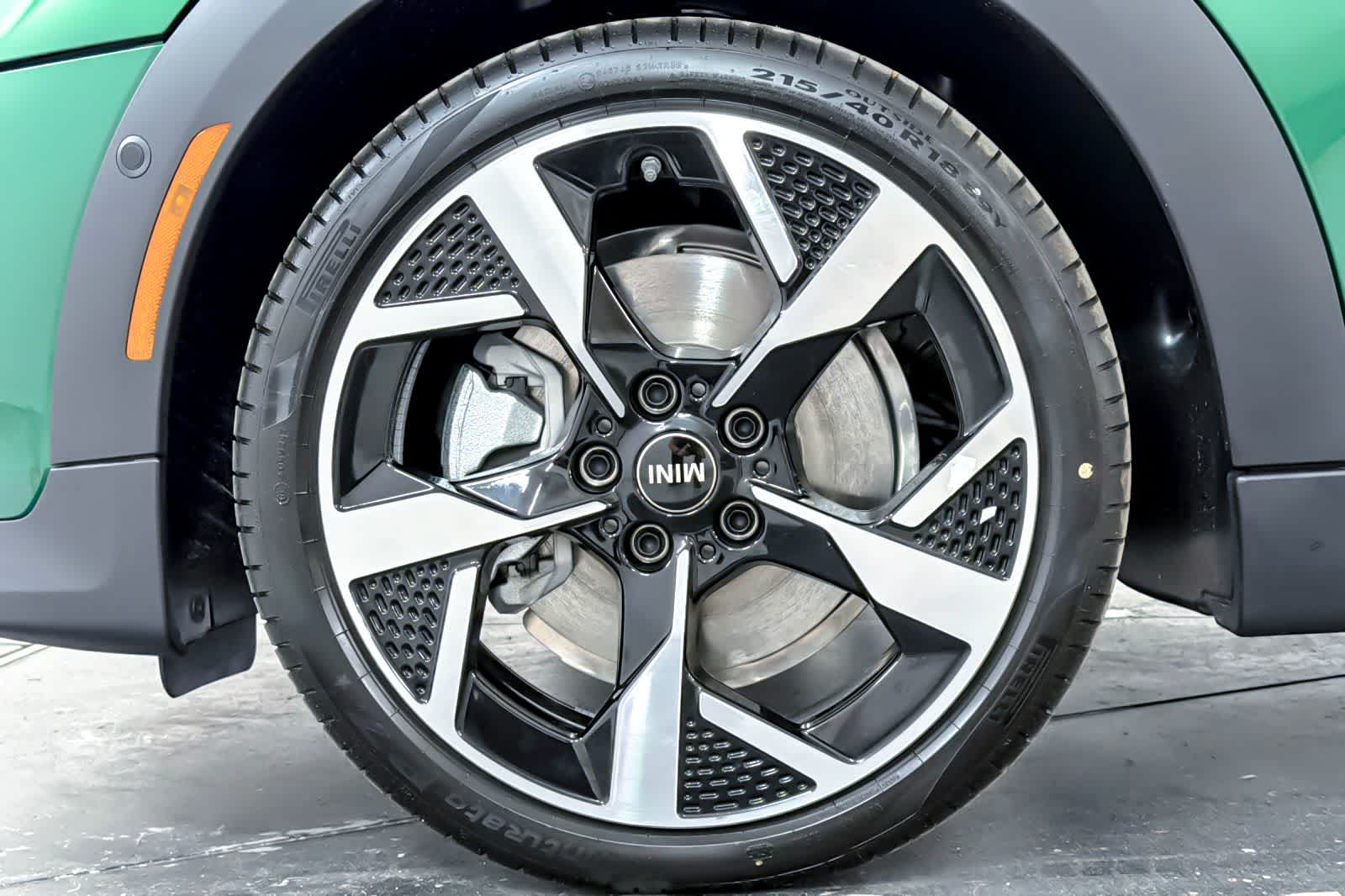 Thumbnail: 2026 MINI Cooper Hardtop - 25