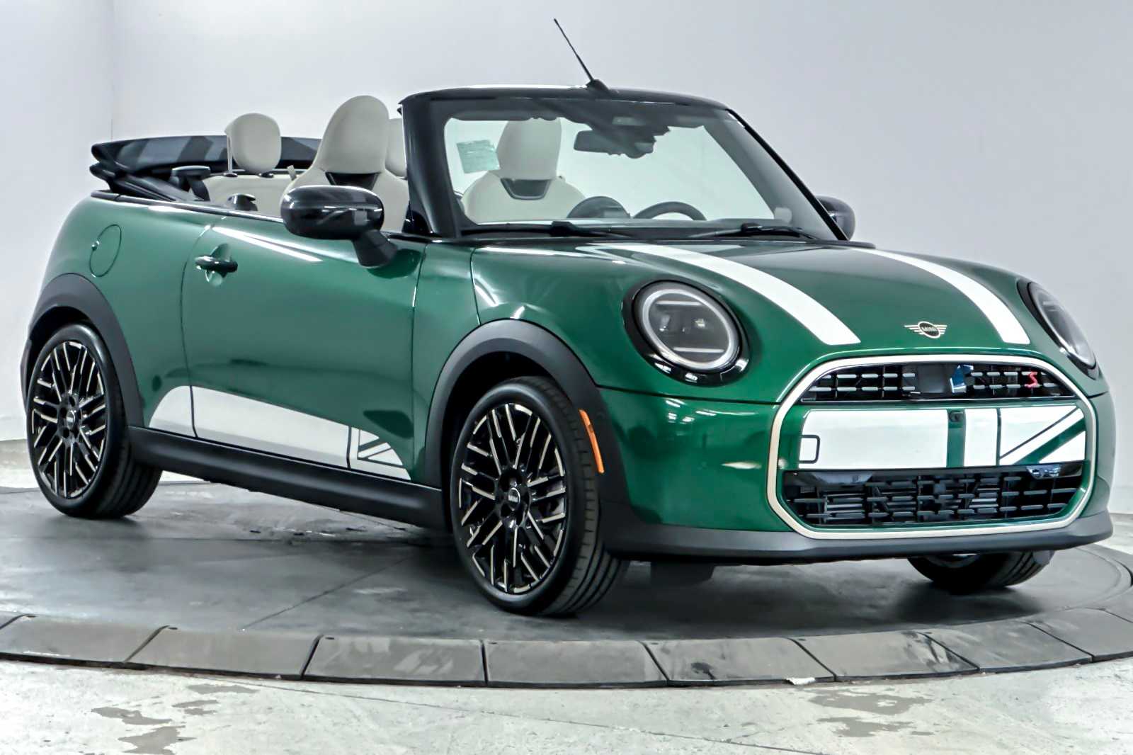 Thumbnail: 2026 MINI Cooper Convertible - 9