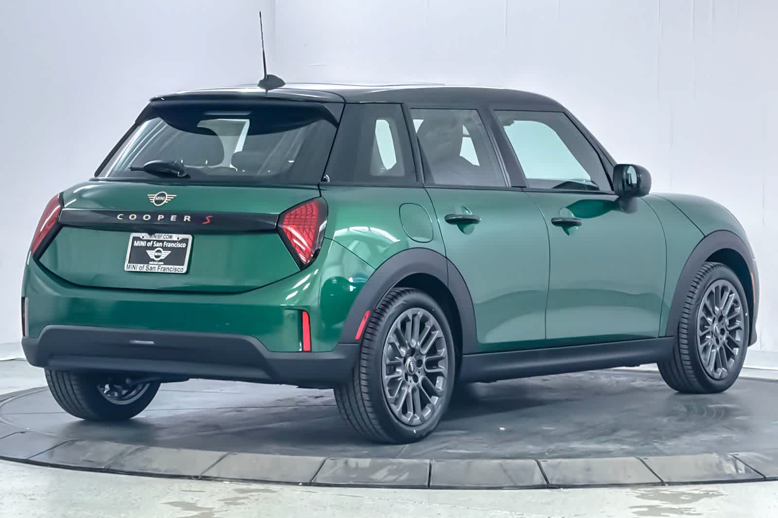 Thumbnail: 2026 MINI Cooper Hardtop - 2