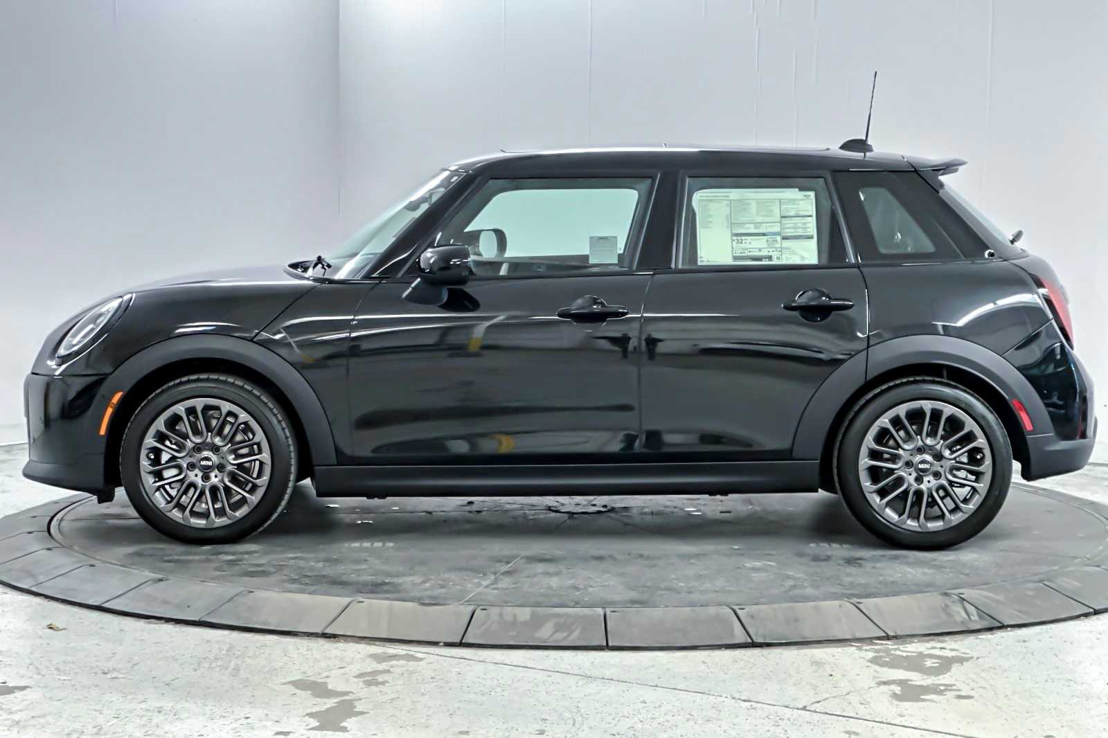 Thumbnail: 2026 MINI Cooper Hardtop - 5